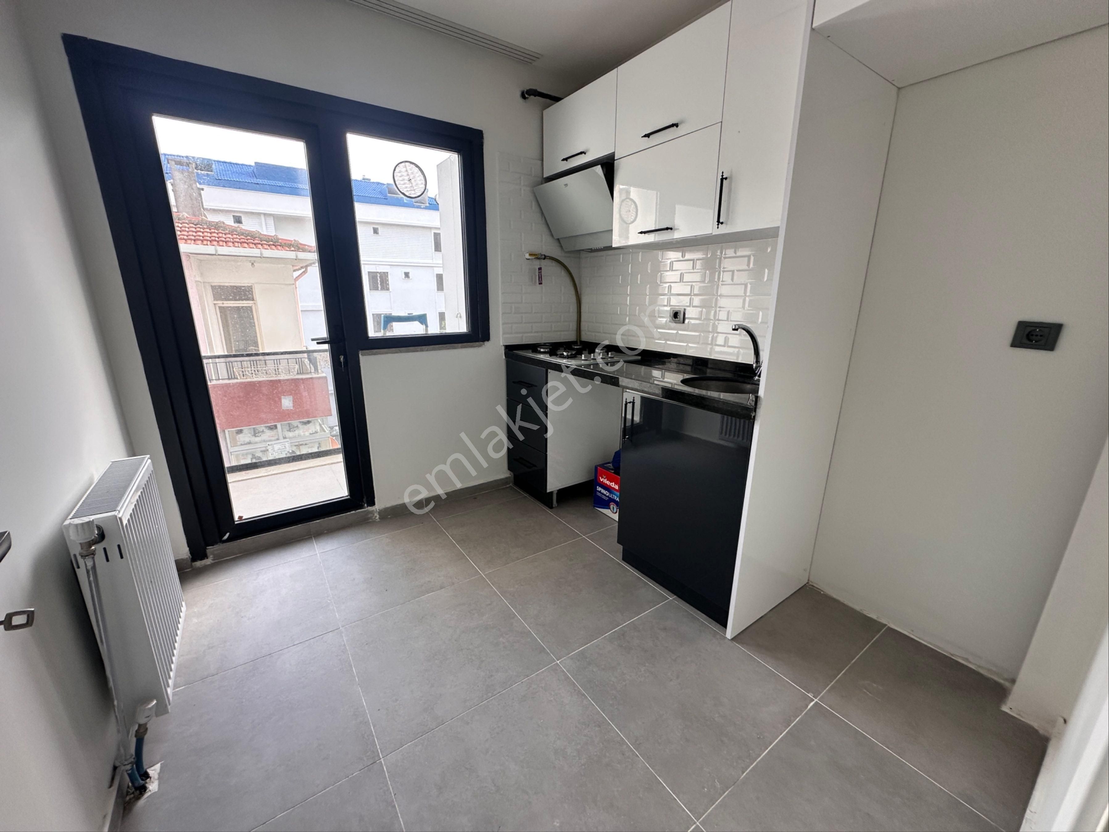 Büyükçekmece Fatih Mahallesi 2+1 Kiralık Daire - Görsel 5