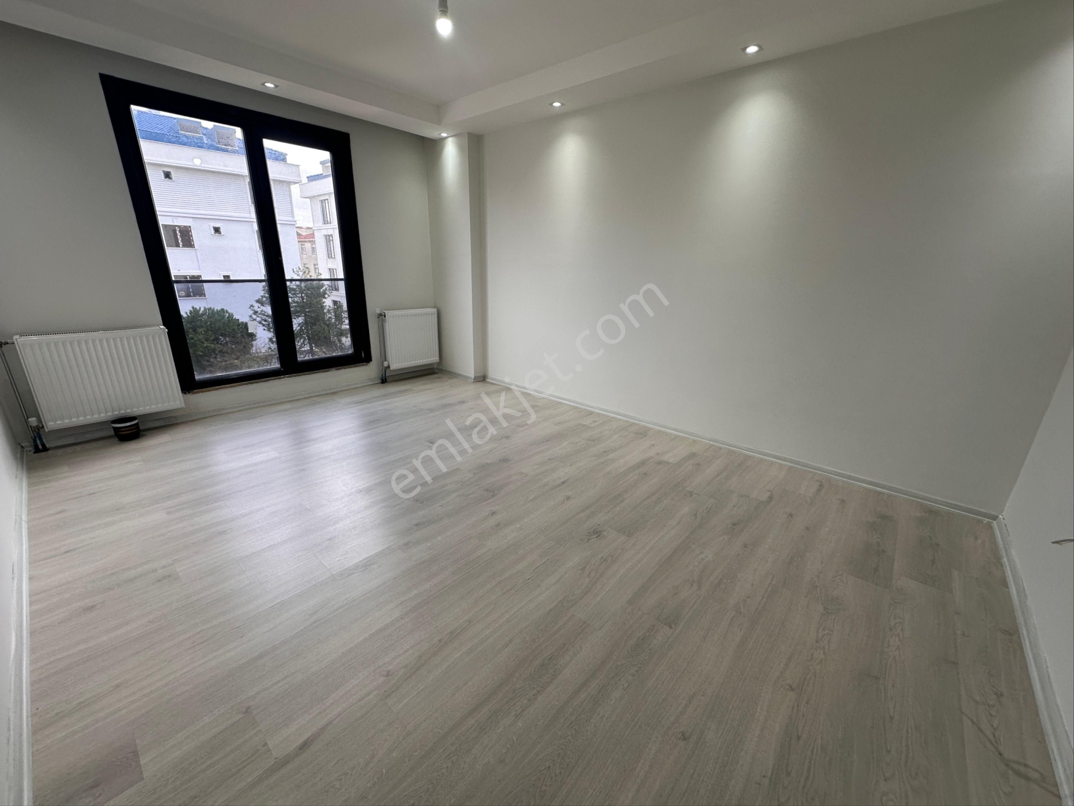 Büyükçekmece Fatih Mahallesi 2+1 Kiralık Daire