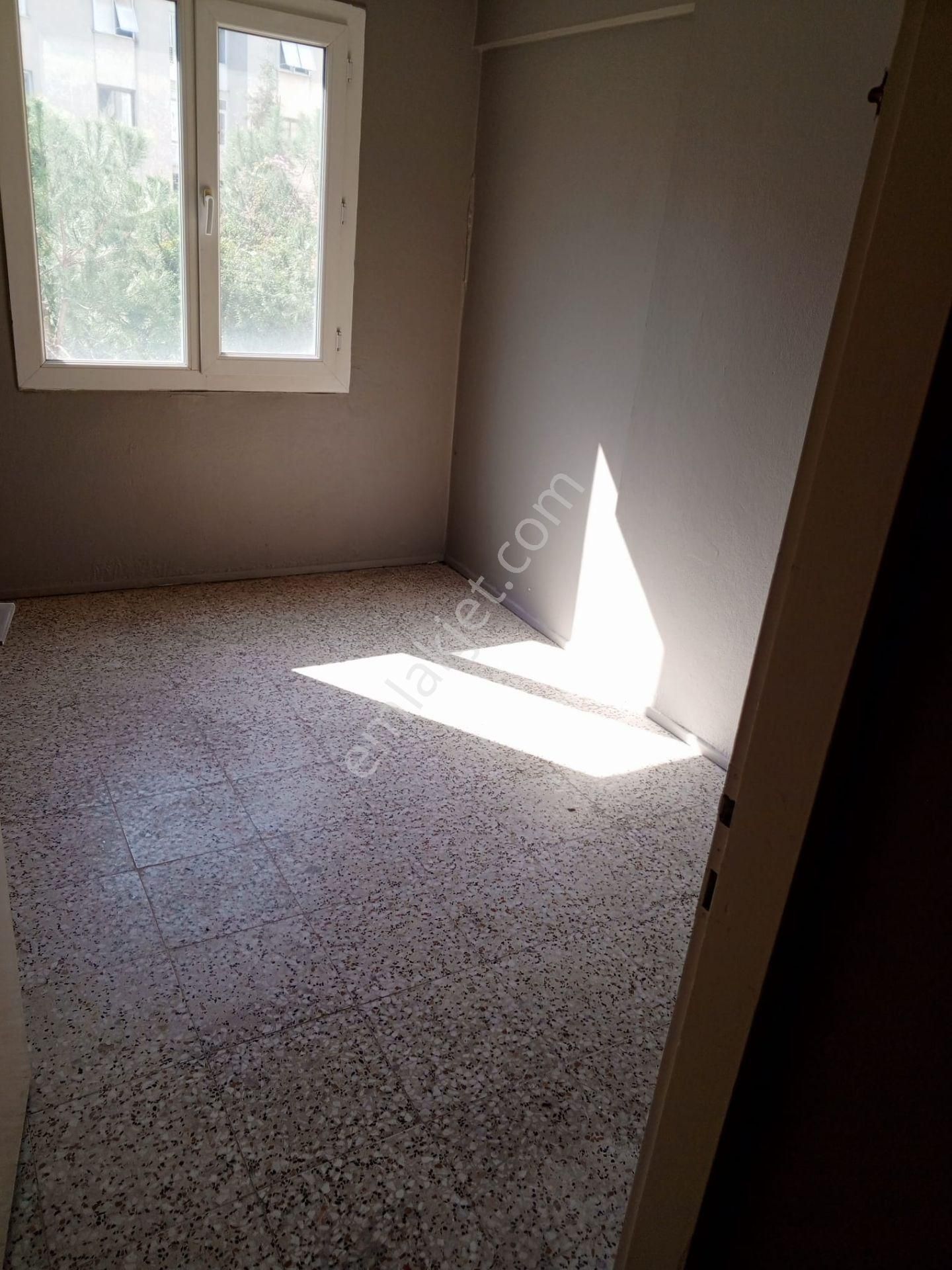 İzmir / Bayraklı Merkezi Konumda Uygun Daire - Görsel 22