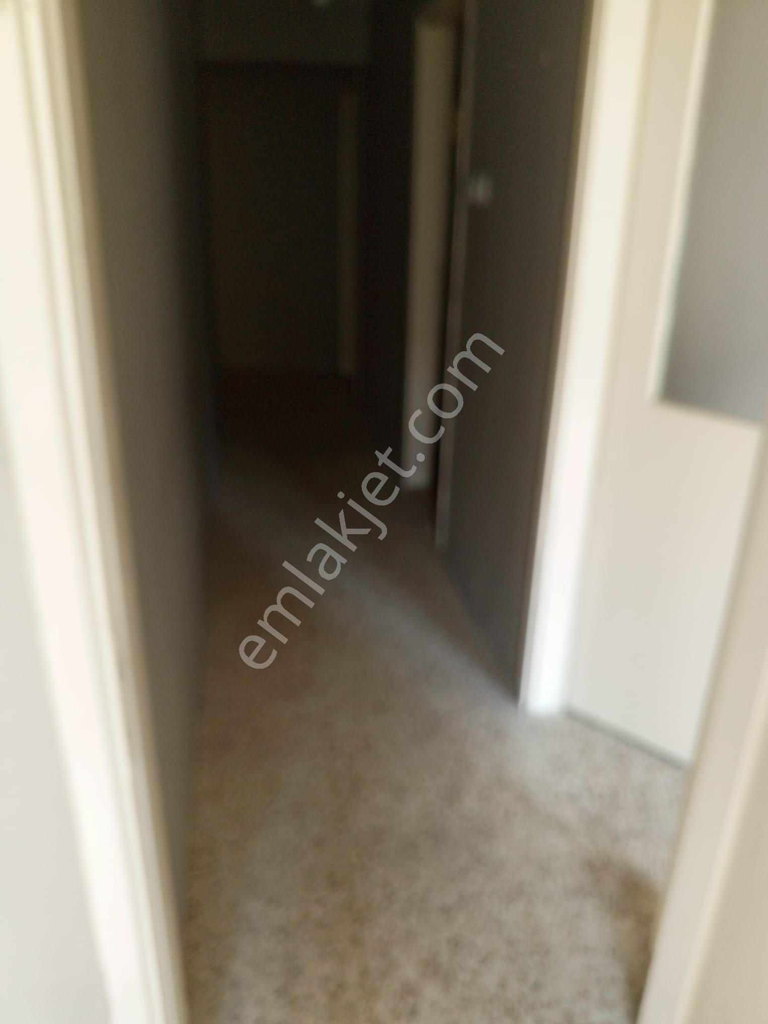 İzmir / Bayraklı Merkezi Konumda Uygun Daire - Görsel 12