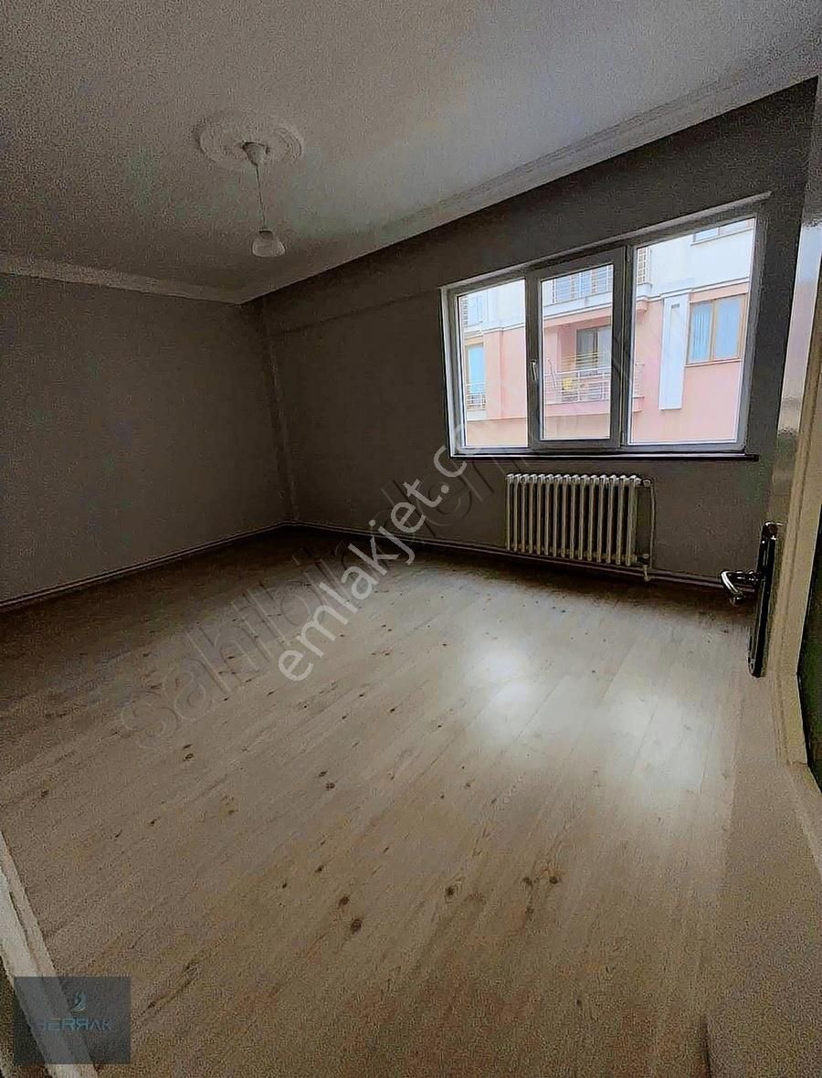 Tekirdağ Çorlu Muhittin Mah. De 3+1 Kullanışlı Kiralık Daire - Görsel 16