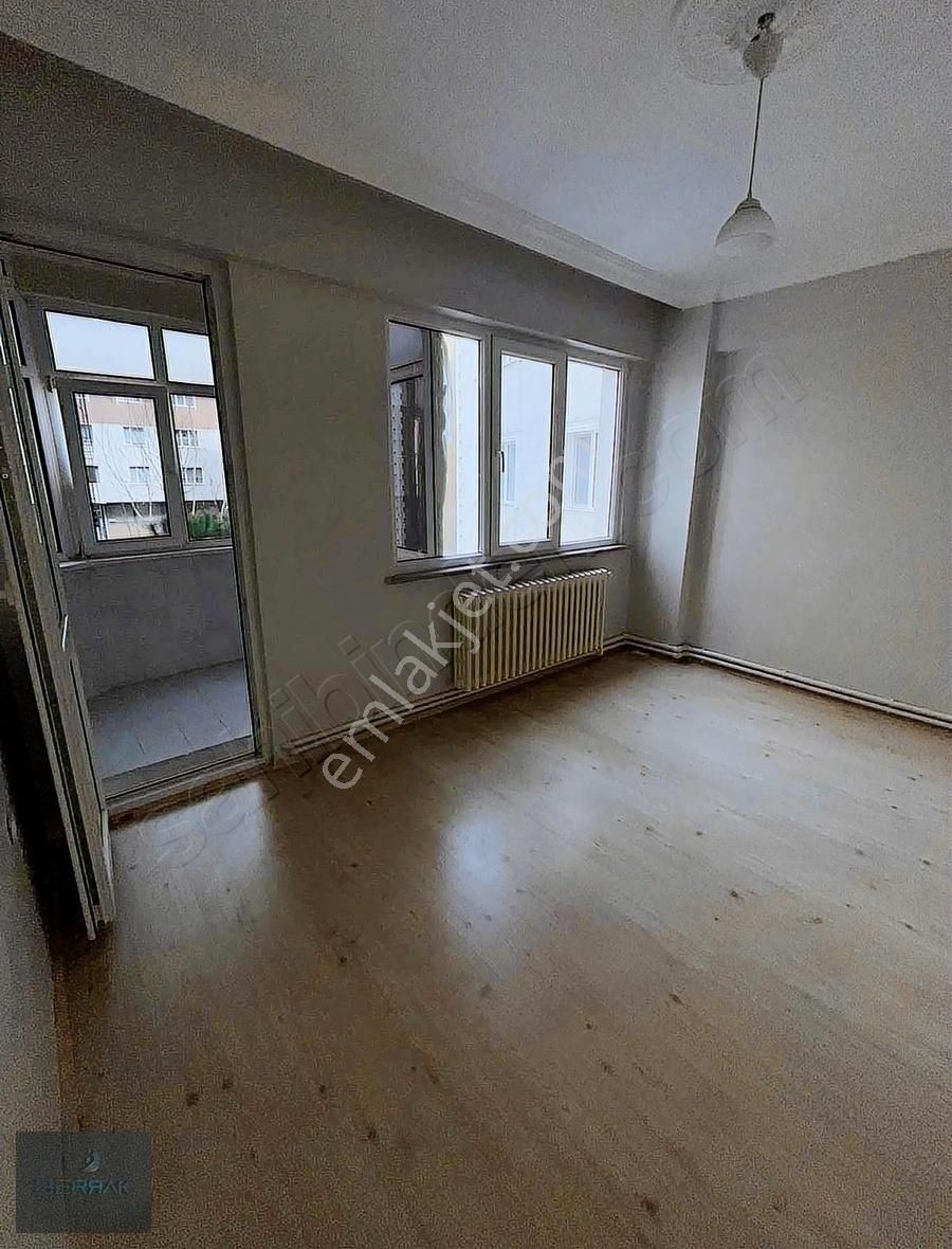 Tekirdağ Çorlu Muhittin Mah. De 3+1 Kullanışlı Kiralık Daire - Görsel 17