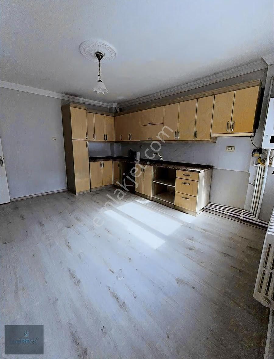 Tekirdağ Çorlu Muhittin Mah. De 3+1 Kullanışlı Kiralık Daire - Görsel 2