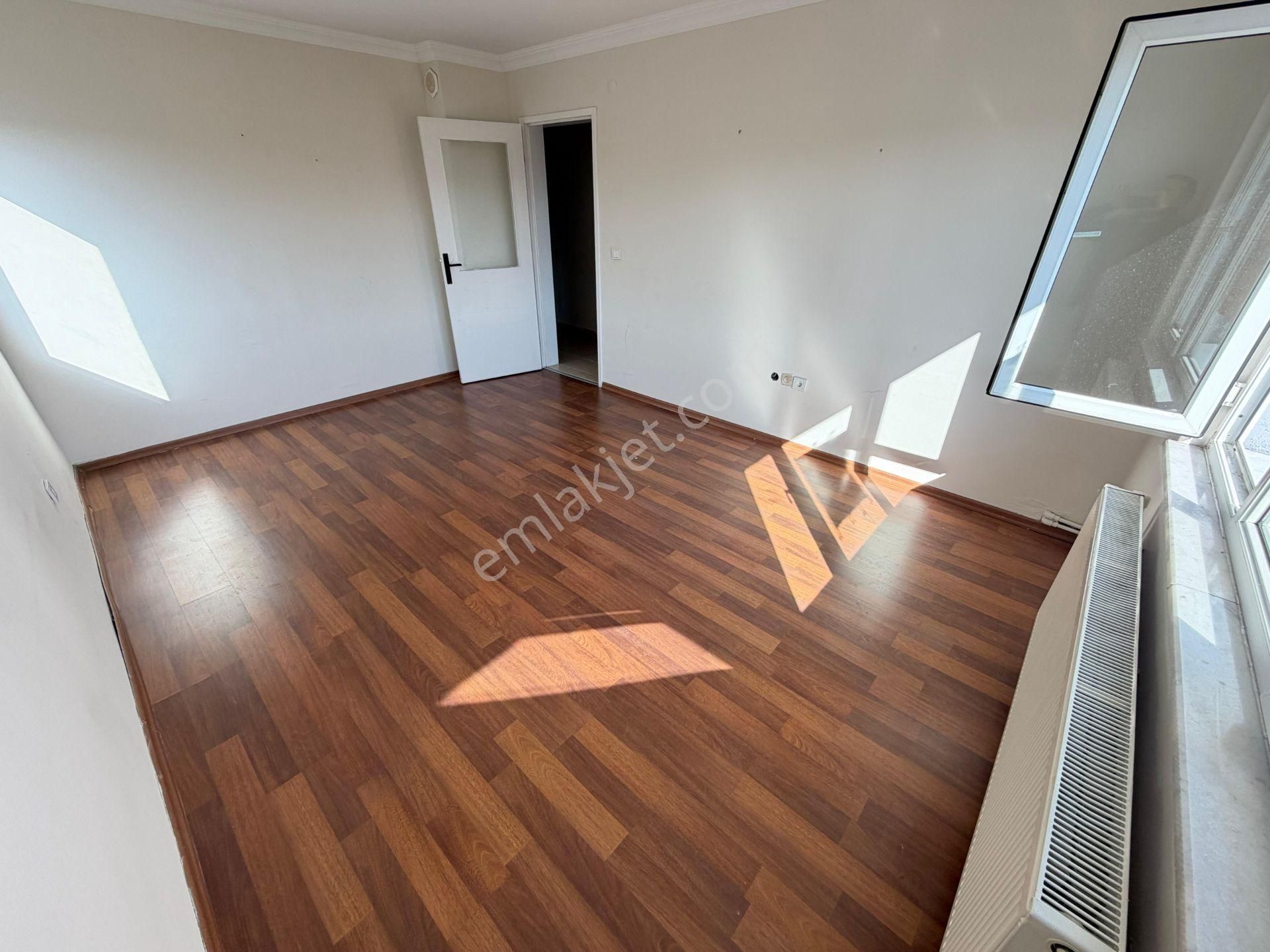 Elite Gd & Cumayeri Tokide 2+1 Geniş İçi Yapılı 3 Cepheli Daire - Görsel 15