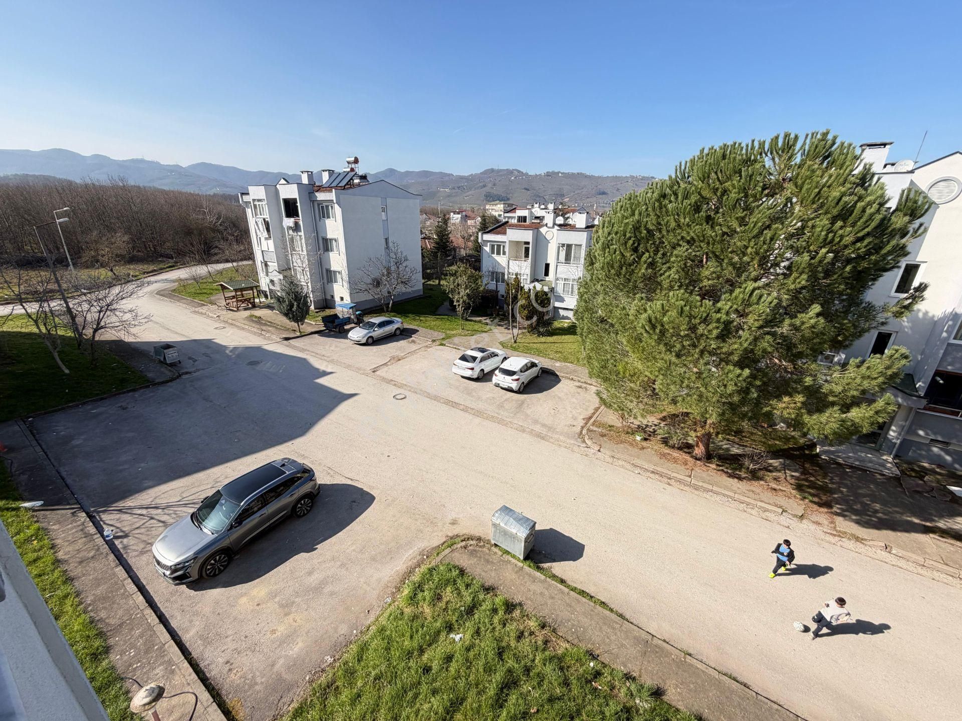 Elite Gd & Cumayeri Tokide 2+1 Geniş İçi Yapılı 3 Cepheli Daire - Görsel 27