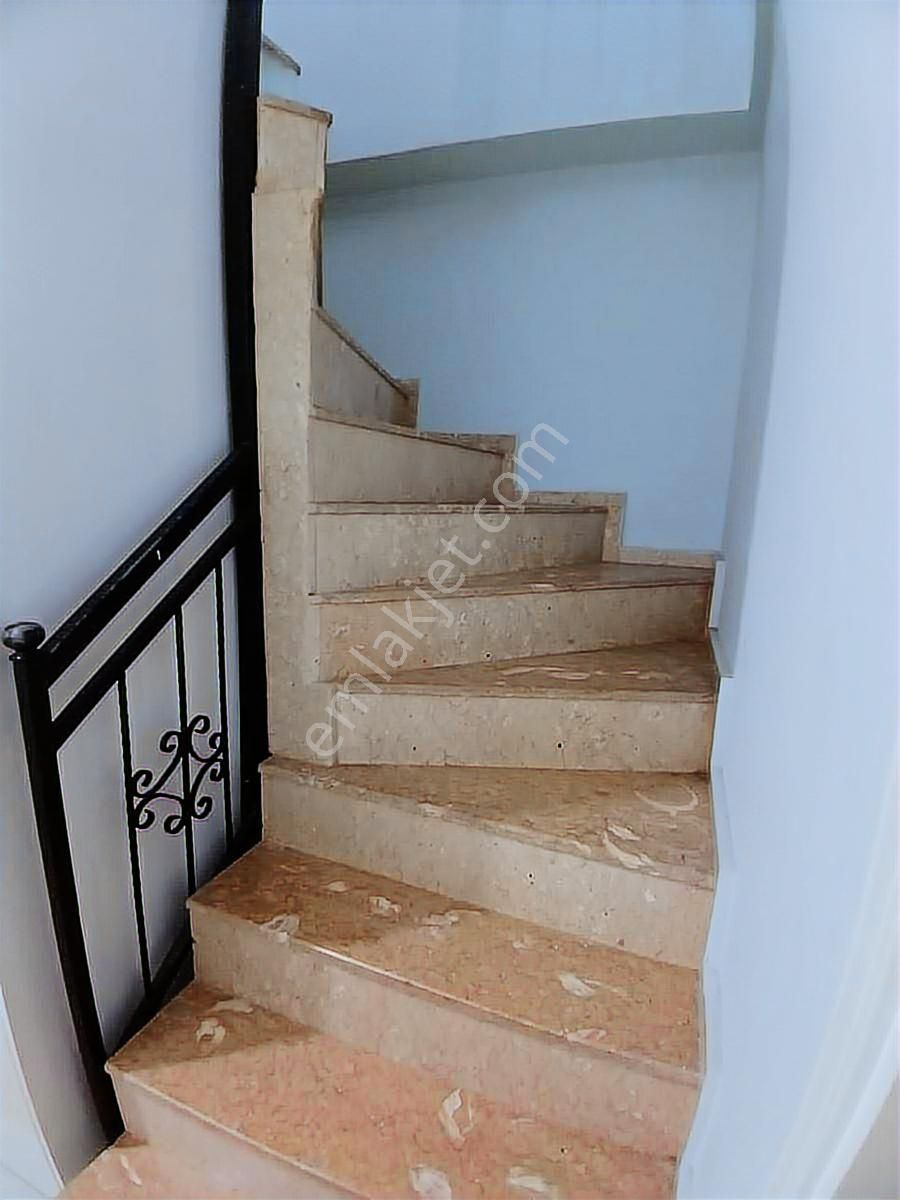 Emek Mh Kepez Belediyesinin Karşısında 4+1 Dublex 160 M2 3 Kat - Görsel 12