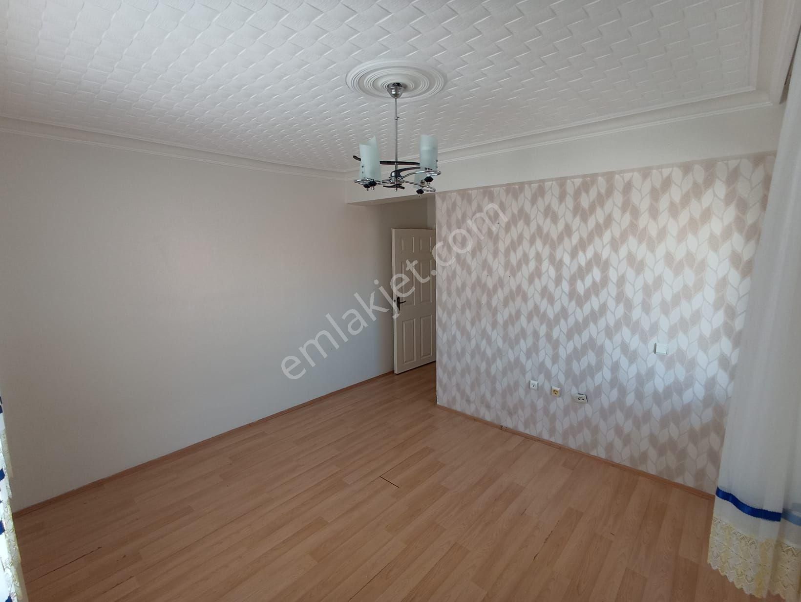 Sahibinden Memura Kiralık 4.katta Yapılı 3+1 Daire - Görsel 6