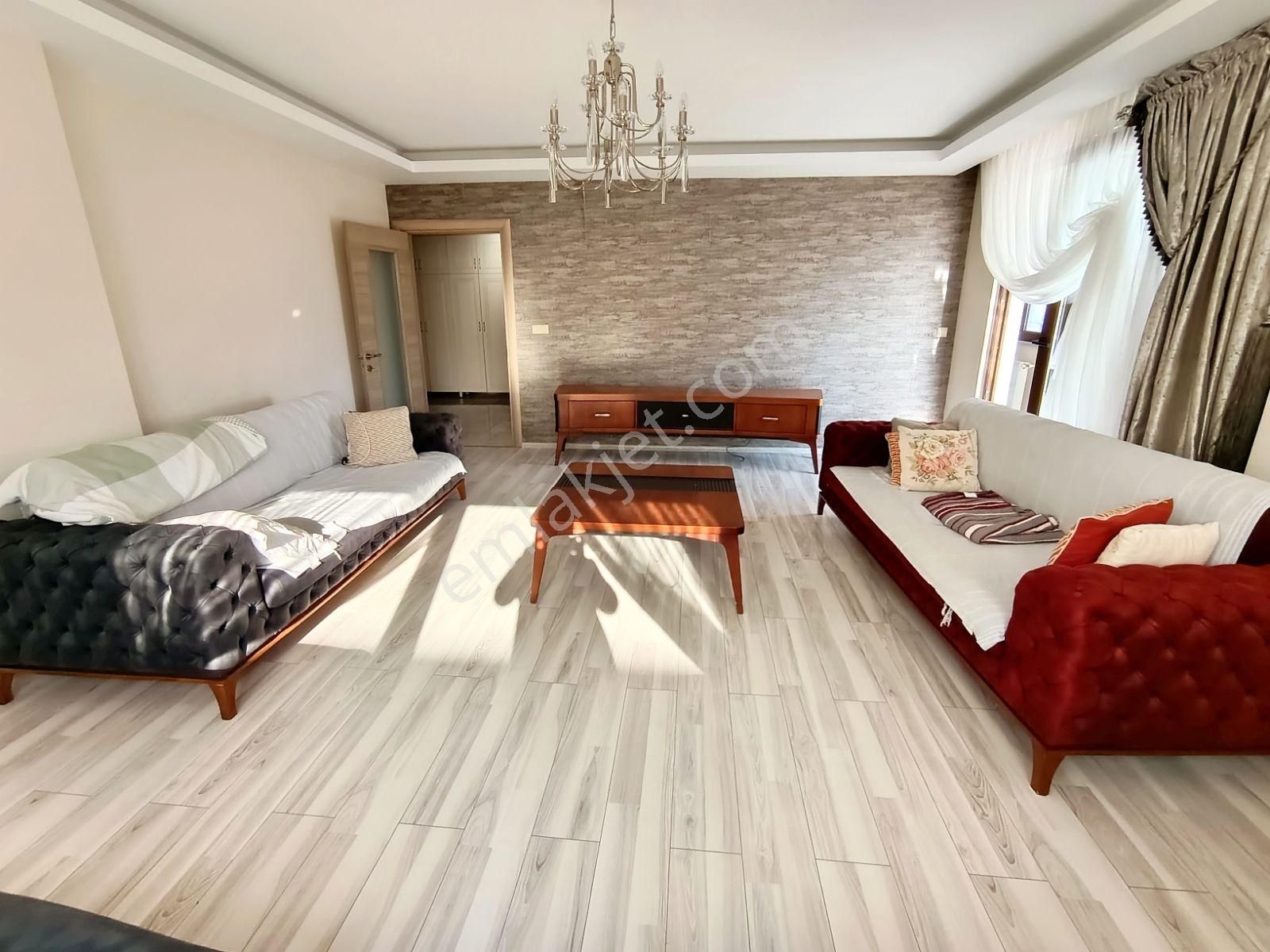 Atakum Türkiş Mevki Cağaloğluna Yürüme 3dk Geniş 3+1