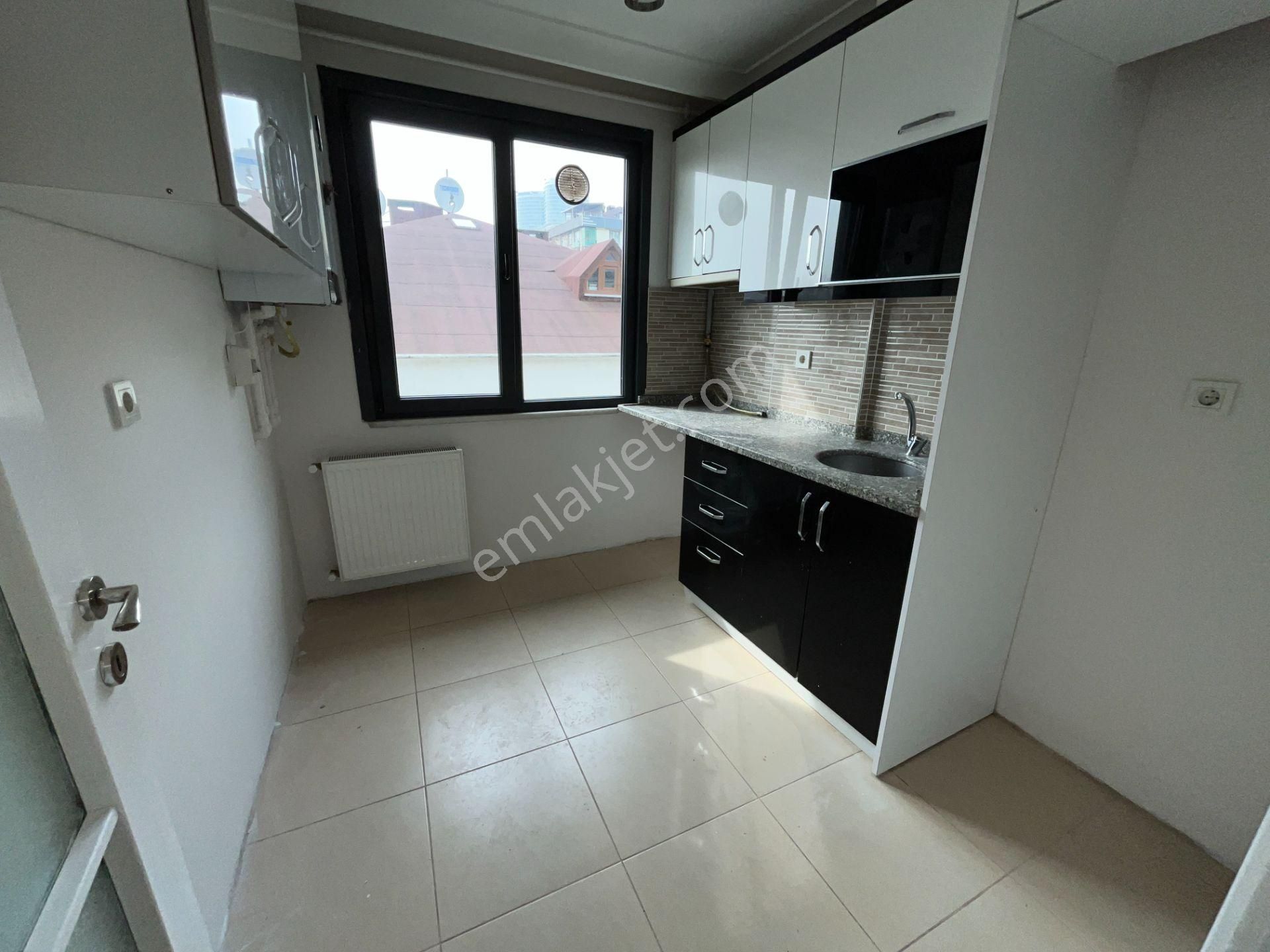 Esatpaşa Mah. Ulaşıma Yakın 2+2 Teraslı Kiralık Dubleks Daire - Görsel 15