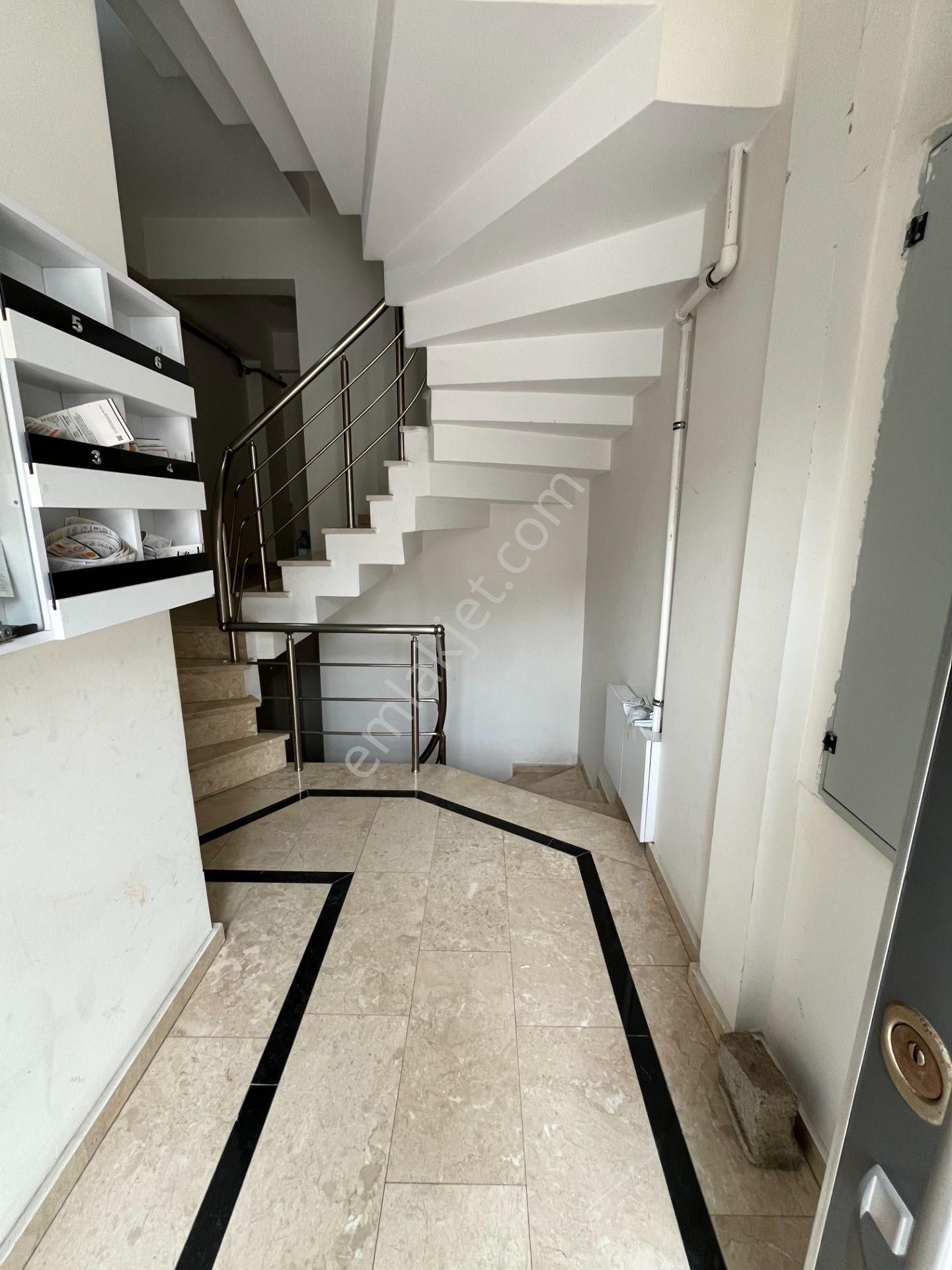 Esatpaşa Mah. Ulaşıma Yakın 2+2 Teraslı Kiralık Dubleks Daire - Görsel 5