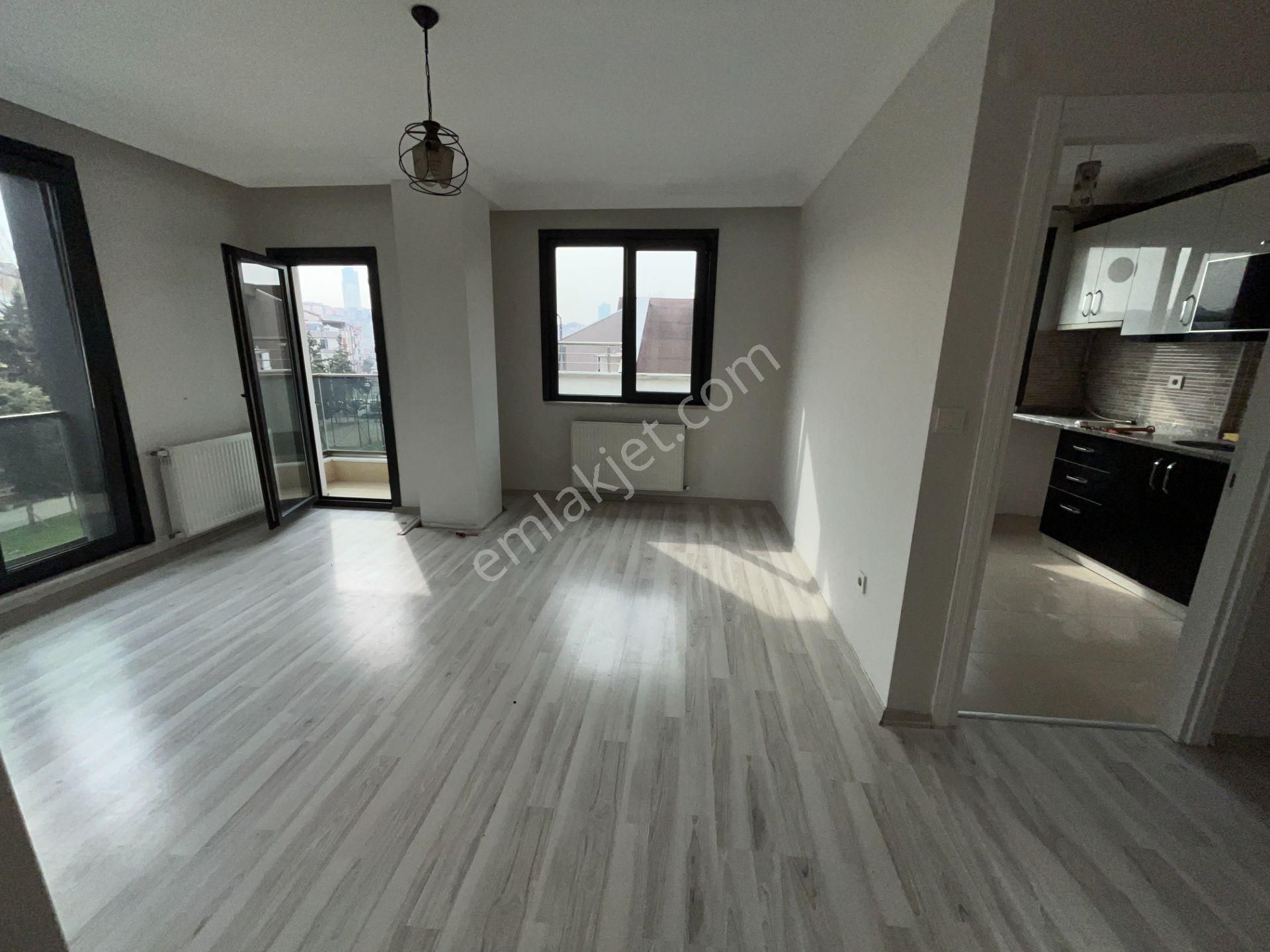 Esatpaşa Mah. Ulaşıma Yakın 2+2 Teraslı Kiralık Dubleks Daire - Görsel 11