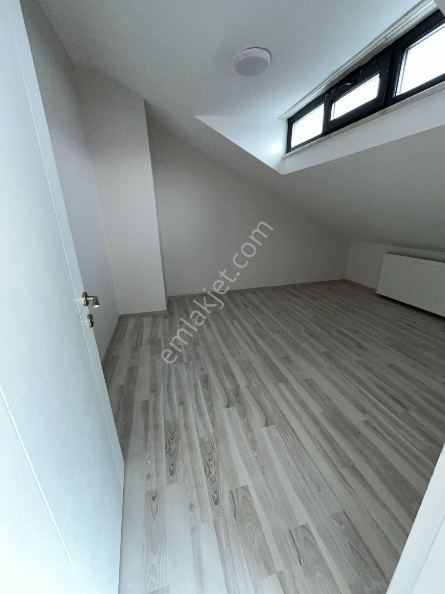 Esatpaşa Mah. Ulaşıma Yakın 2+2 Teraslı Kiralık Dubleks Daire - Görsel 27