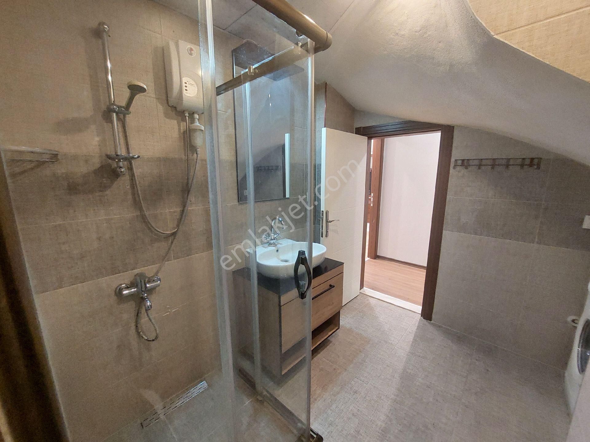 1+1 İçi Full Yapılı Gerçek Yüksek Giriş - Görsel 11