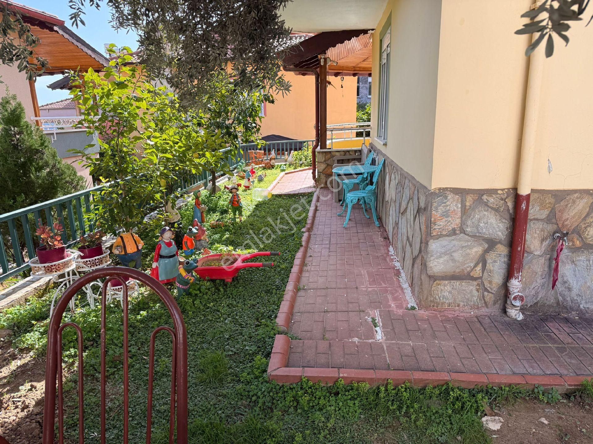 Essiz Manzaralı 4+1 Villa - Görsel 23