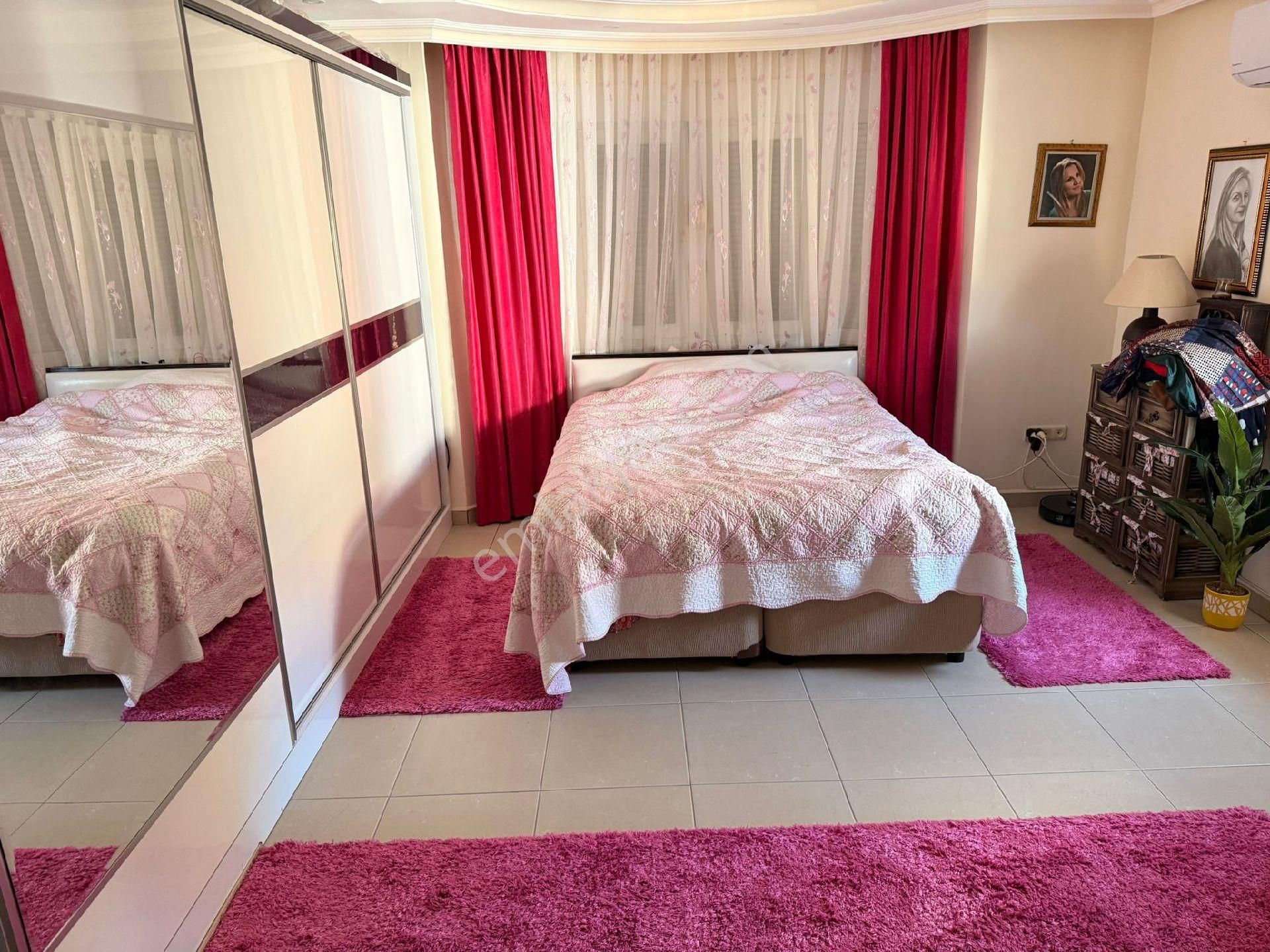 Essiz Manzaralı 4+1 Villa - Görsel 9