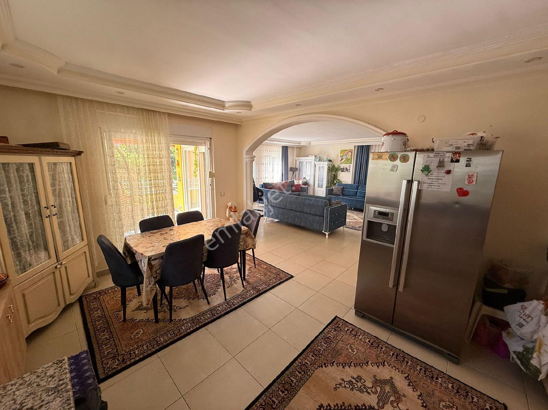 Essiz Manzaralı 4+1 Villa - Görsel 15