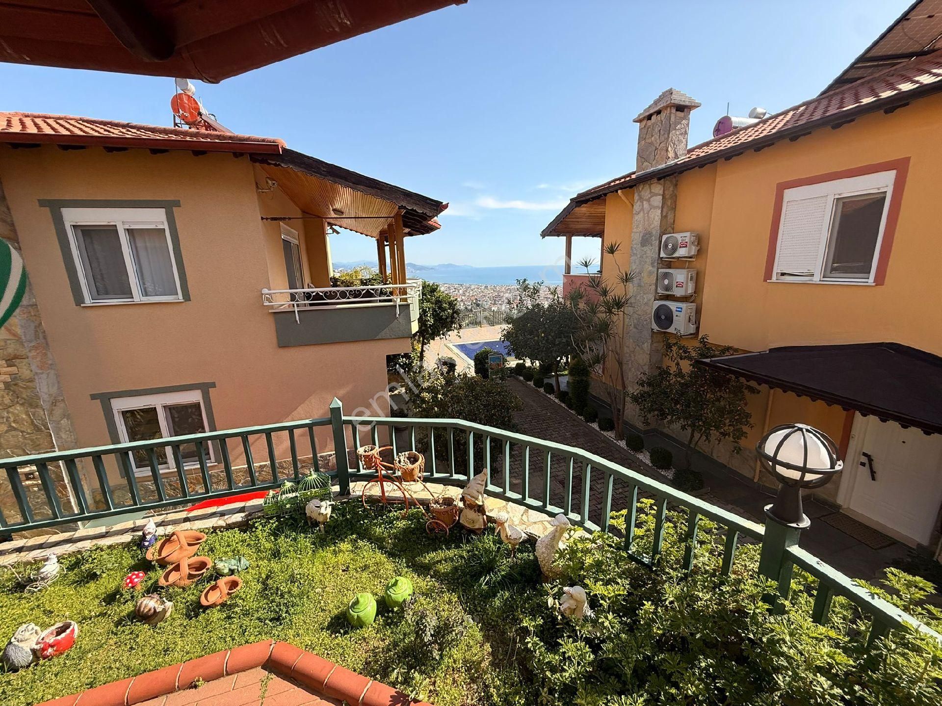 Essiz Manzaralı 4+1 Villa - Görsel 16