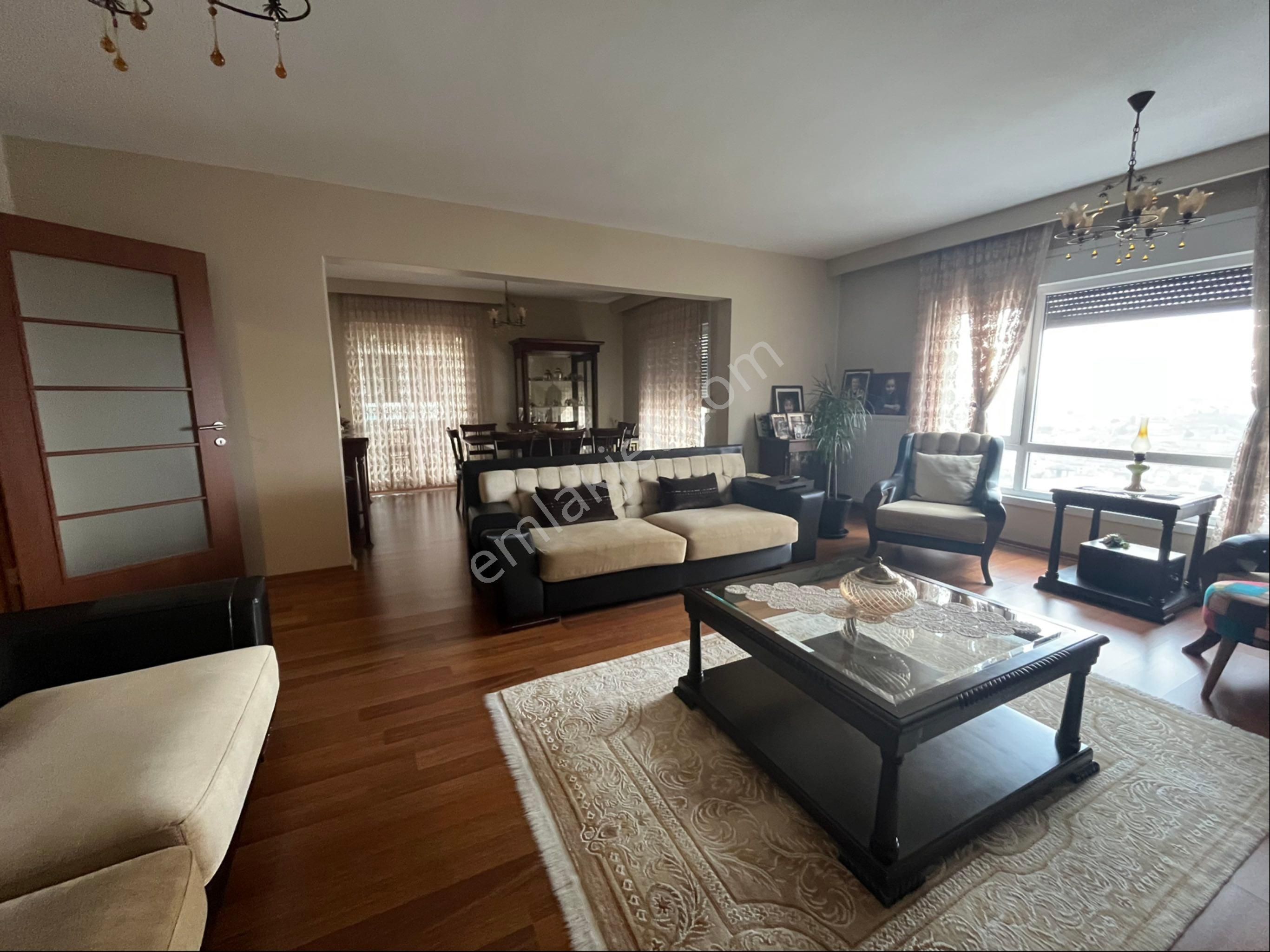 Kentplus Ataşehir'de 4+1 Kiralık Daire - Görsel 14