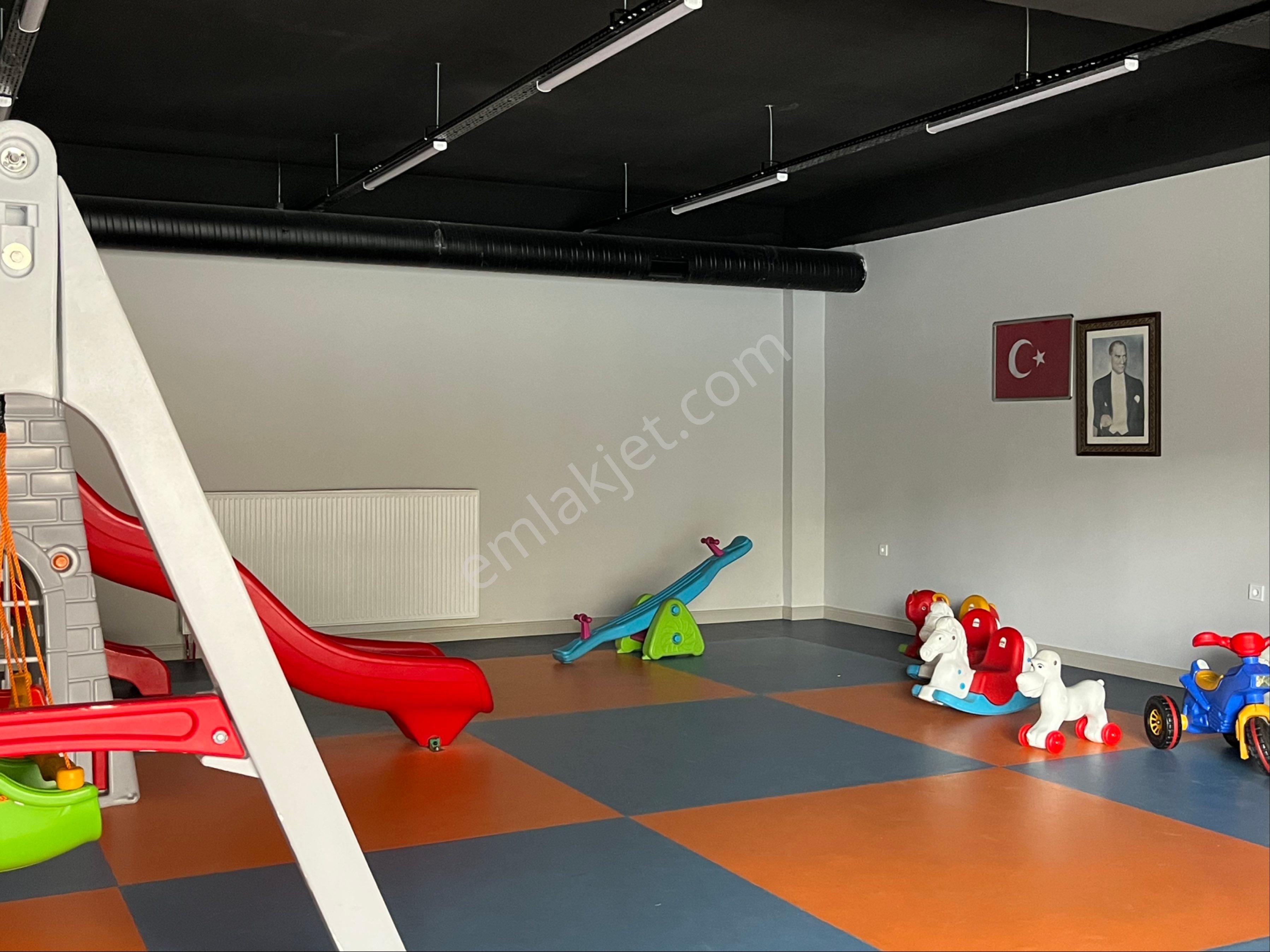 Kentplus Ataşehir'de 4+1 Kiralık Daire - Görsel 35