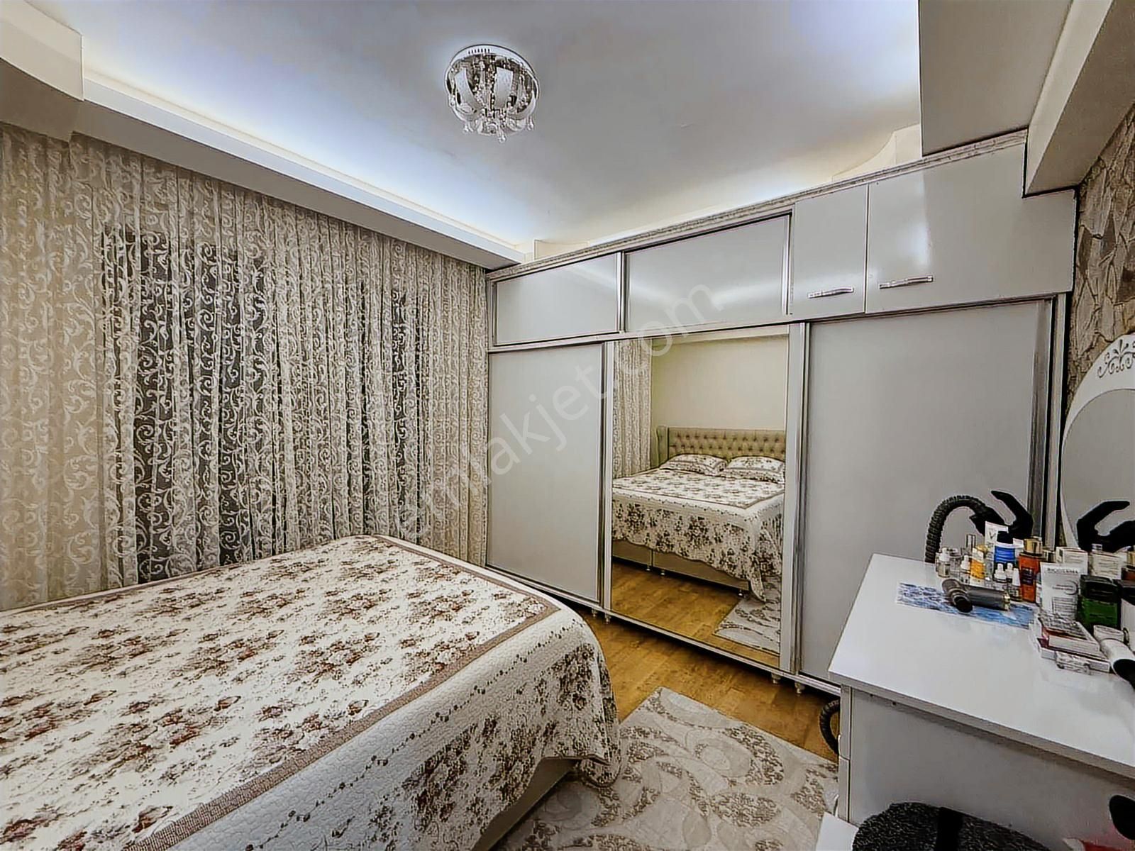 Yüksek Kredi İmkanı //ildem 5 3+1 Son Kat Severlere Özel Satılık - Görsel 13