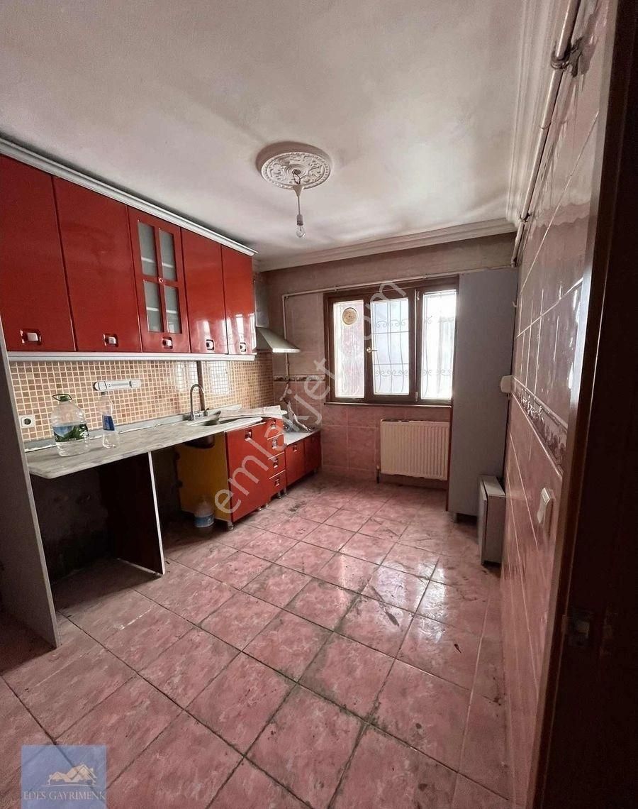 2+1 100 Metre Kare Kiralık Daire Hürriyet Mahallesi Kağıthane - Görsel 13