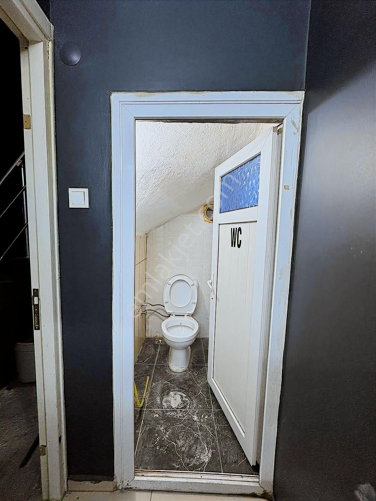 Buca Göksu Mah. Cadde Üzeri Batar Katlı 150 M2. Kiralık Dükkan - Görsel 15