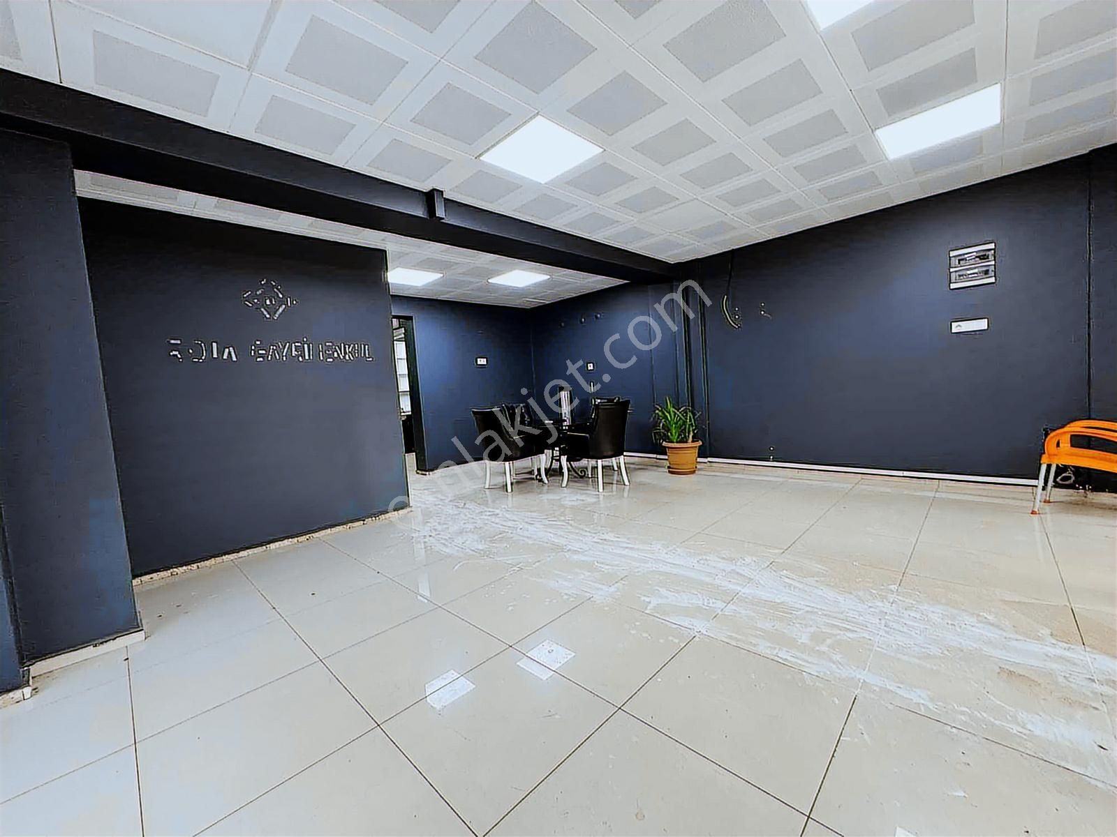 Buca Göksu Mah. Cadde Üzeri Batar Katlı 150 M2. Kiralık Dükkan - Görsel 2