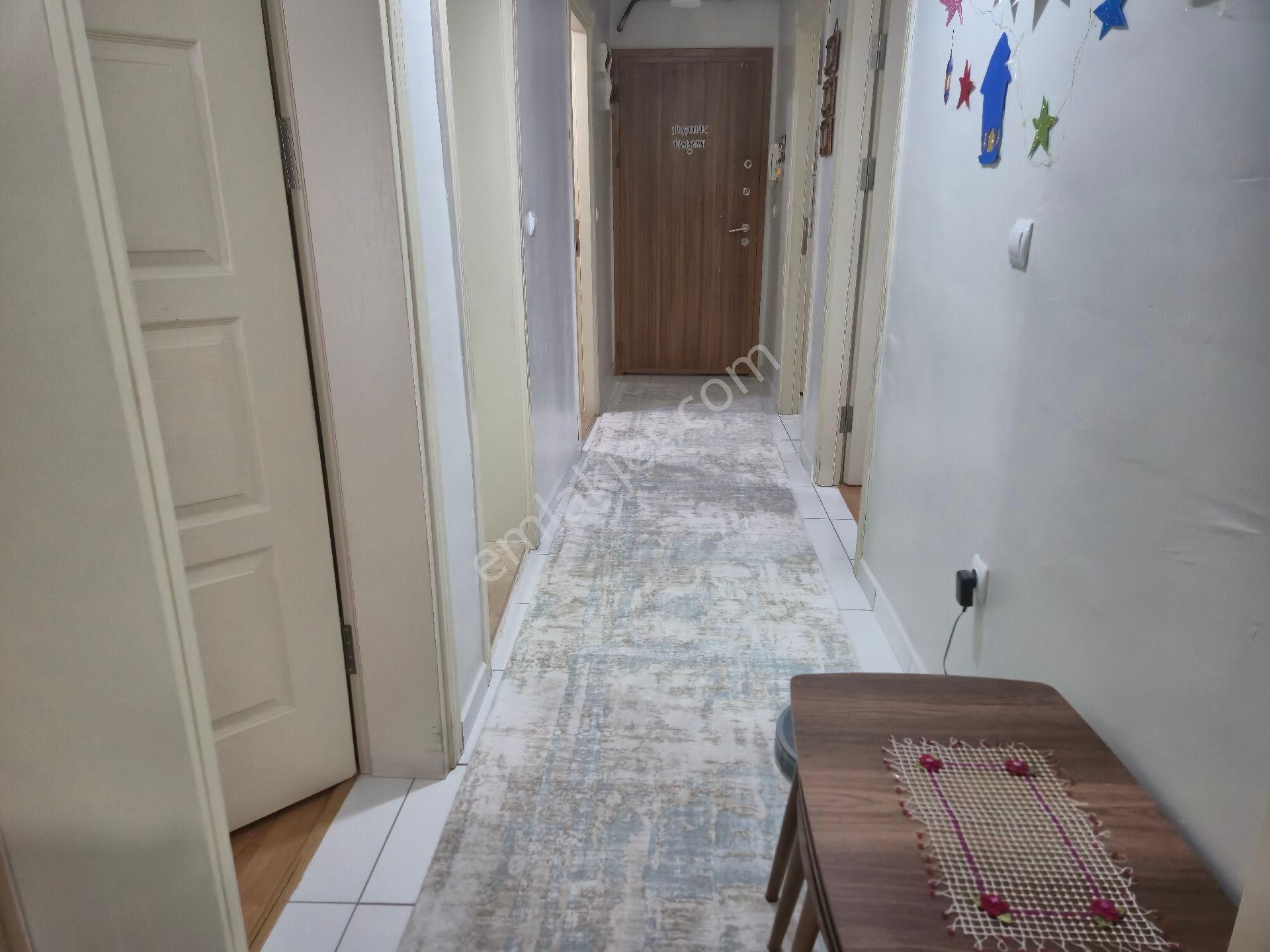 Realty Worlddan Akyazı Ömercikler Toki Sitesinde Arakat 80m2 2+1 - Görsel 7