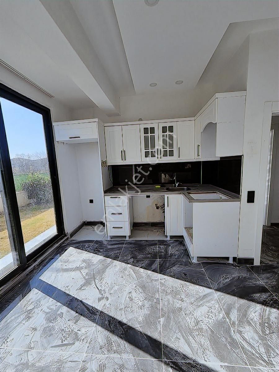 Grow Emlak Kiralık Havuzlu 2+1 Bahçeli Daire - Görsel 12