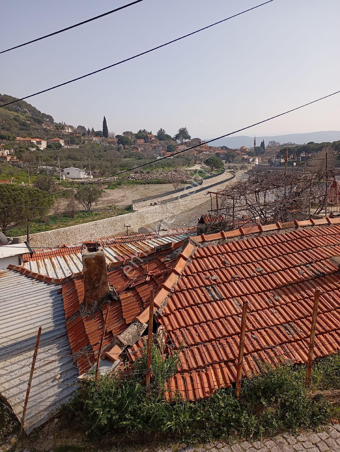 Elit Emlaktan Bergama Selçukta Mustakil Ev - Görsel 8