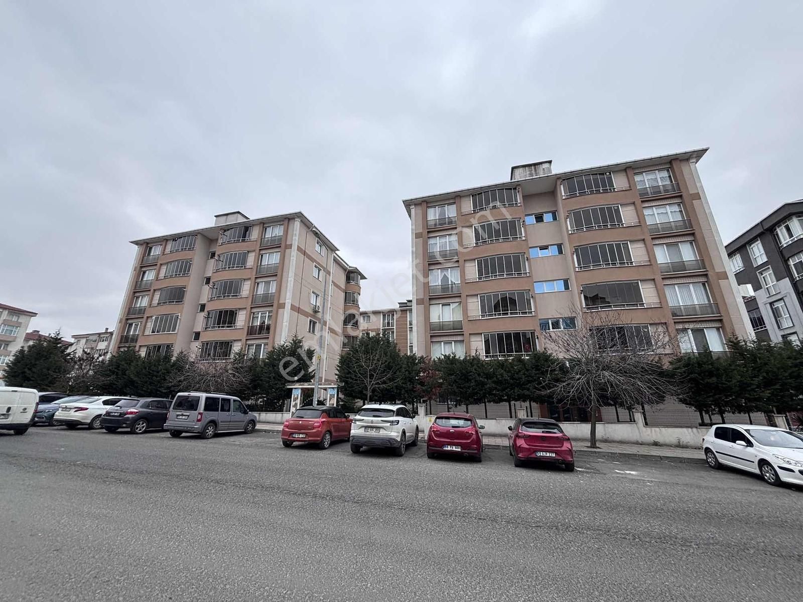Çorlu Muhittin Mah De Site İçinde 3+1 Kiralık Daire Yüksek Giriş - Görsel 2