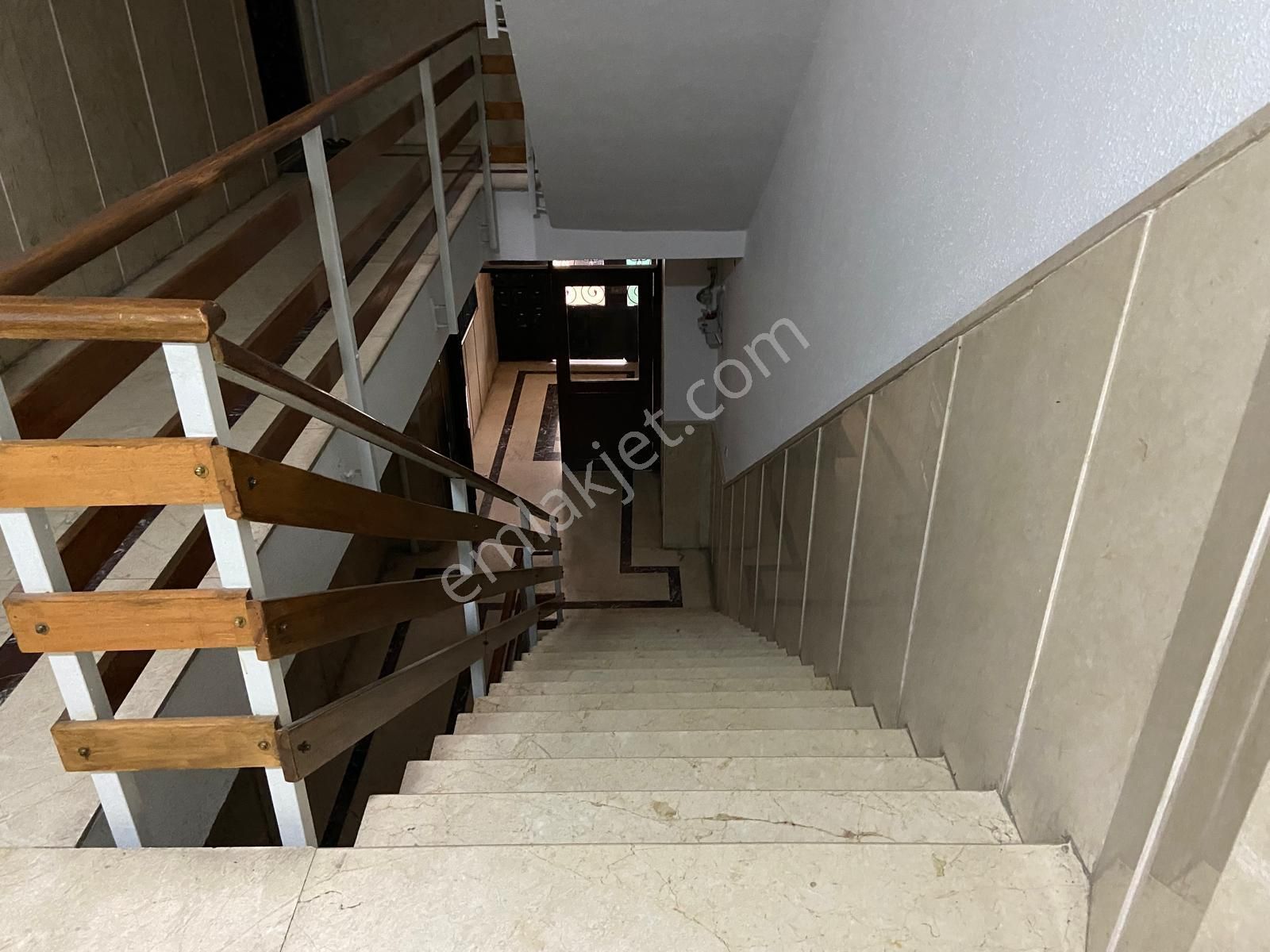 Birlik Mahallesi Çankaya Köşk Yakını - Görsel 18