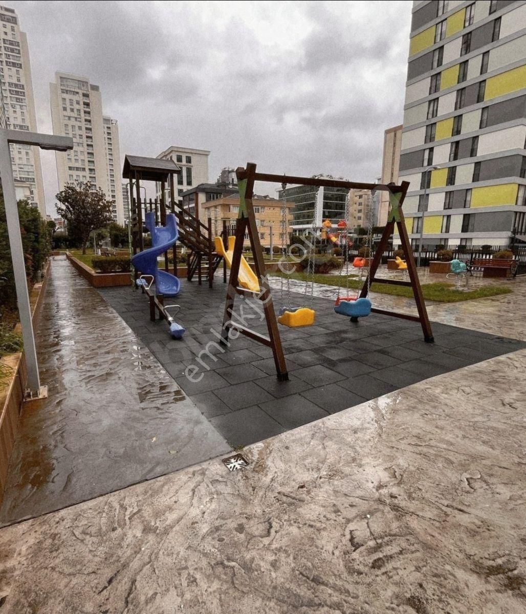 Sarisa'da Harika Konumda Ebeveyn Banyolu 19.kat İçi Yapılı 2+1 - Görsel 31