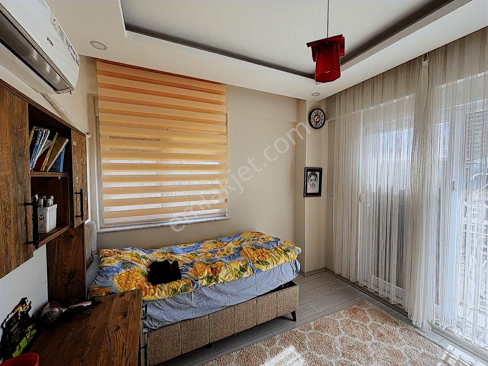 Döşemealtı Düzlerçamında Ormanla İç İçe 3+1 Villa - Görsel 4