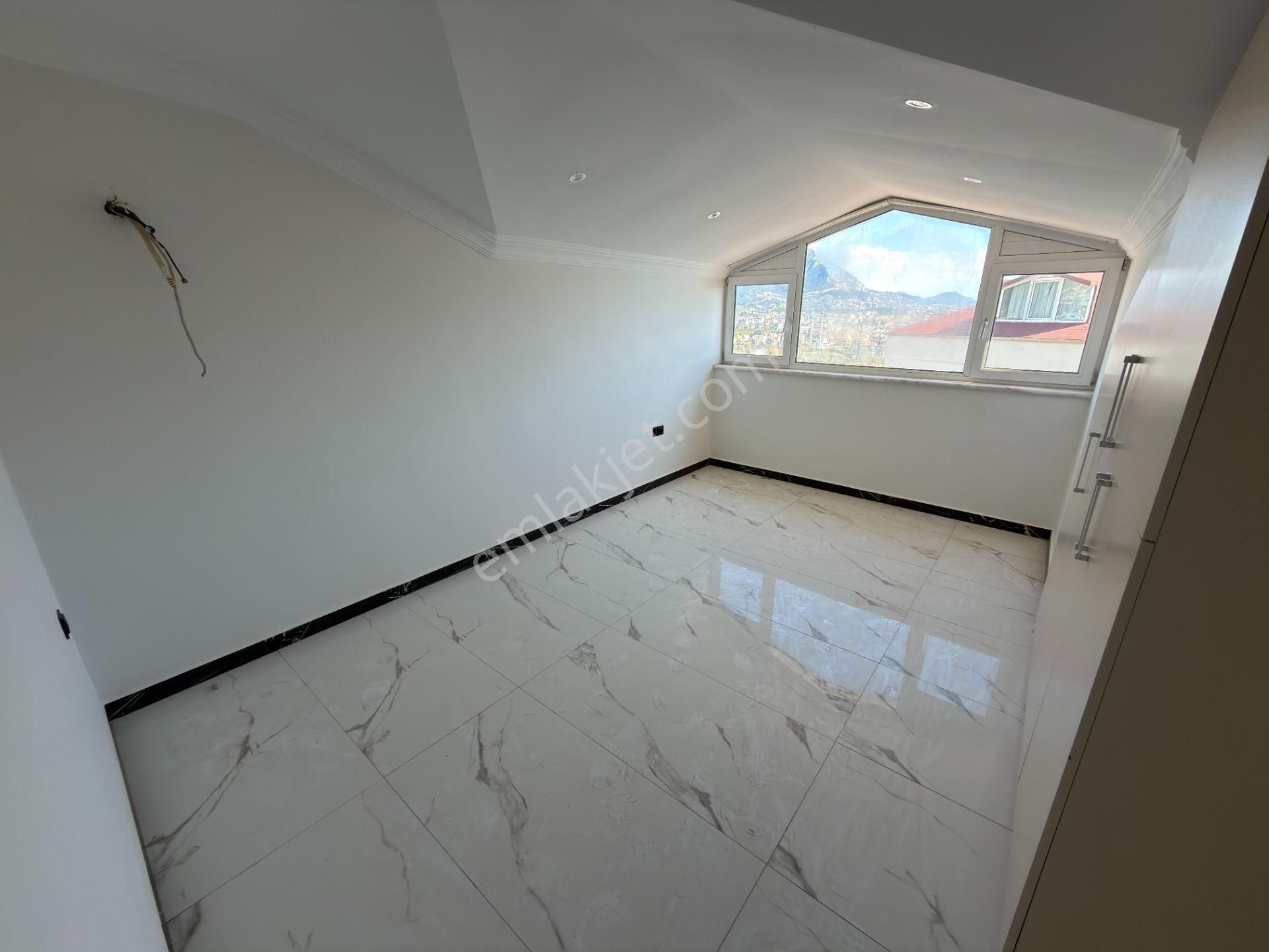 Alanya Cikcilli Utopıa 1 Rezidans Deniz Manzaralı Satılık 3+1 Dublex Daire 240m2 - Görsel 20