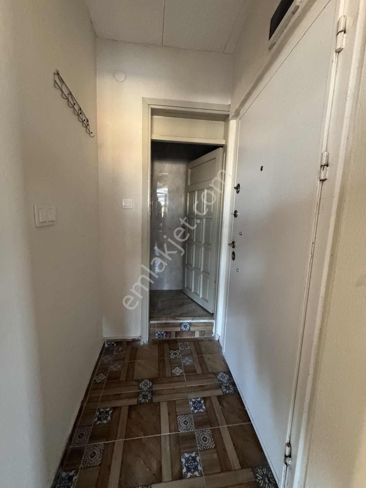 Buca Yeşilbağlar Mah. Cadde Üzeri 2+1 85 M2. D.gazlı Klimalı - Görsel 4