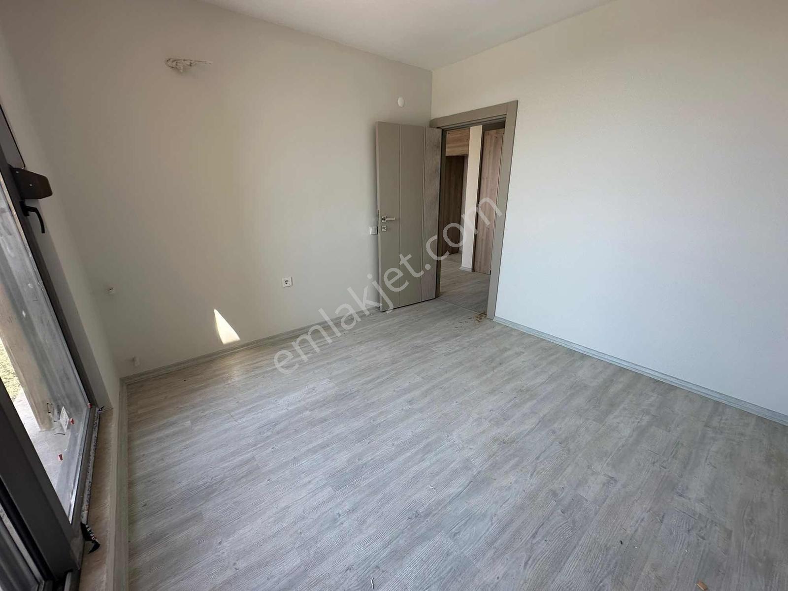 Göçerler'de Site İçi Havuzlu Satılık Lüks Manzaralı 1+1 Daire - Görsel 9