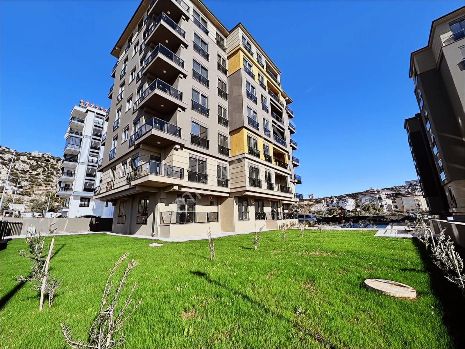 Göçerler'de Site İçi Havuzlu Satılık Lüks Manzaralı 1+1 Daire - Görsel 14