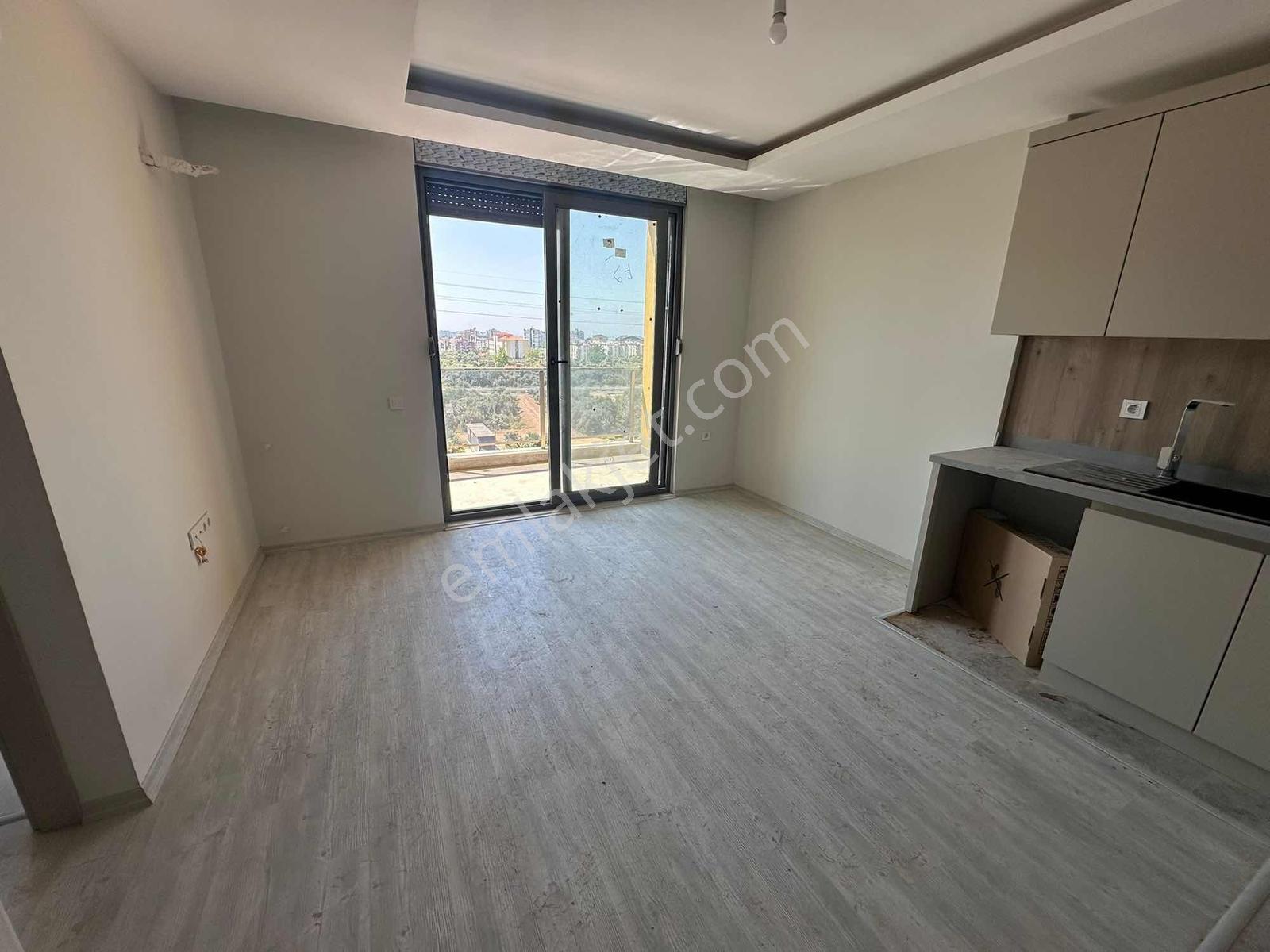 Göçerler'de Site İçi Havuzlu Satılık Lüks Manzaralı 1+1 Daire - Görsel 7