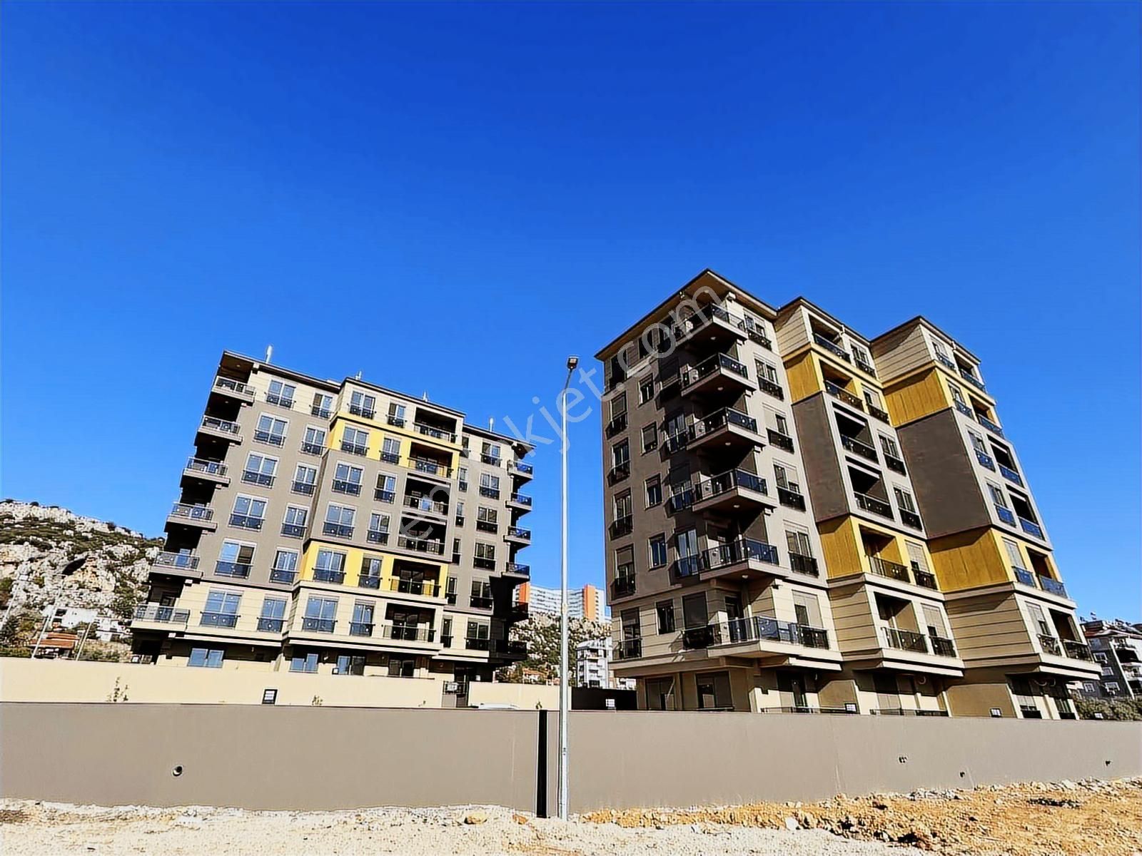 Göçerler'de Site İçi Havuzlu Satılık Lüks Manzaralı 1+1 Daire - Görsel 20