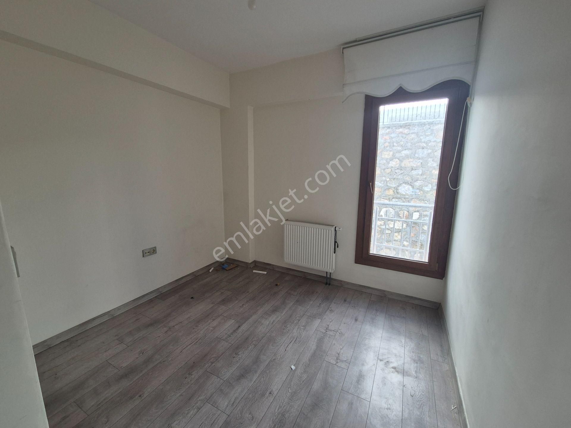 C21 Cius; Hastane Toki De Asansörlü 2+1 Ara Kat Kiralık Daire - Görsel 21