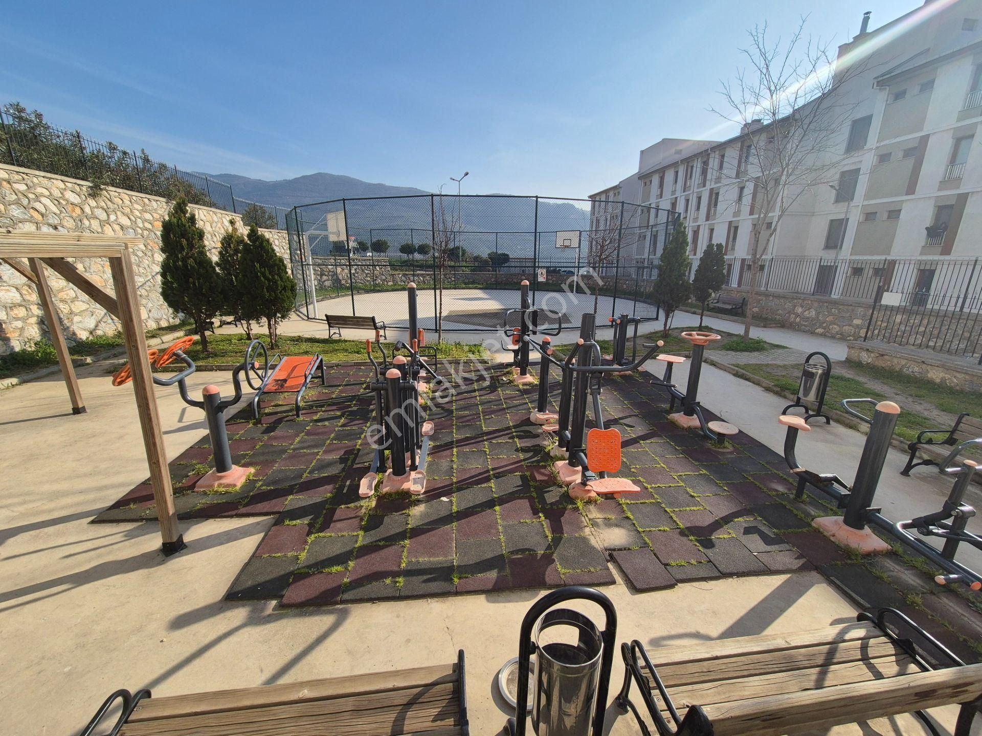 C21 Cius; Hastane Toki De Asansörlü 2+1 Ara Kat Kiralık Daire - Görsel 6