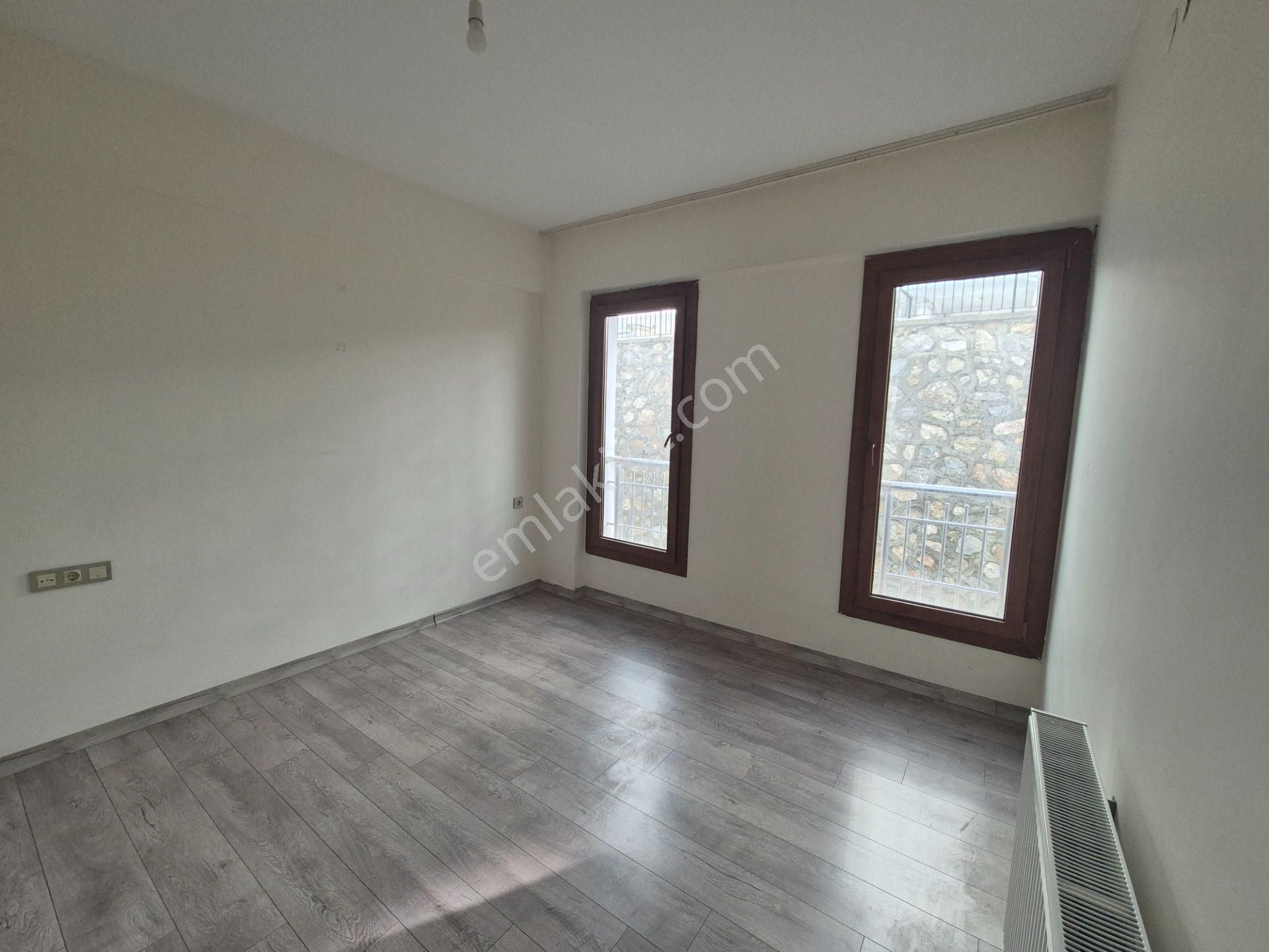 C21 Cius; Hastane Toki De Asansörlü 2+1 Ara Kat Kiralık Daire - Görsel 19