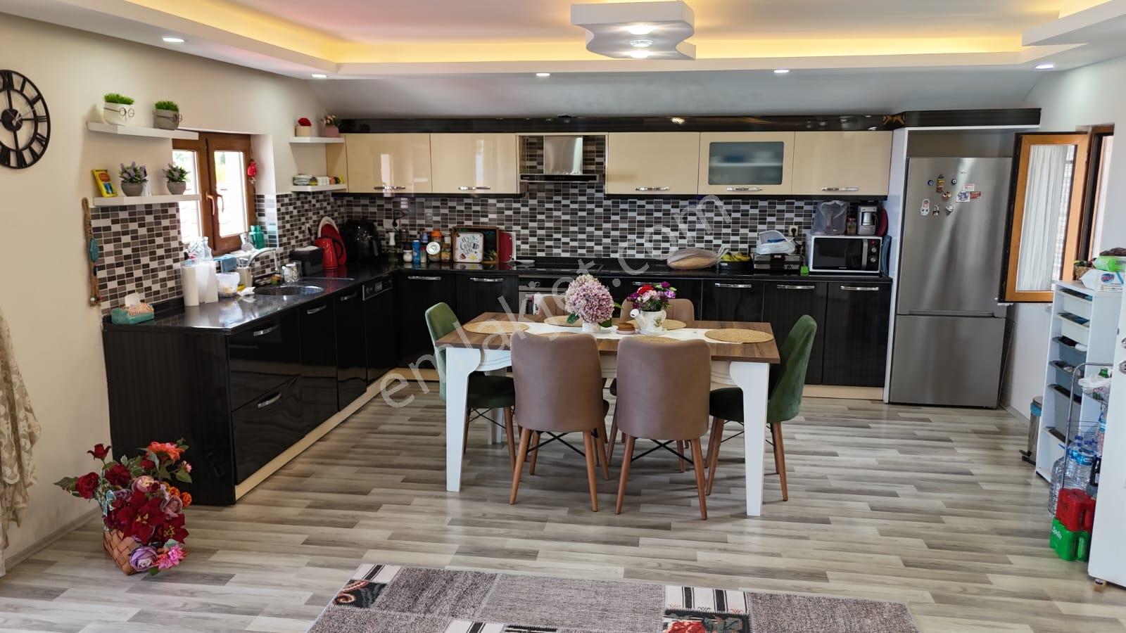 Gülyalı Tepealtı Vilları 4+1 Triples Müstakil Villa/for Sale - Görsel 12