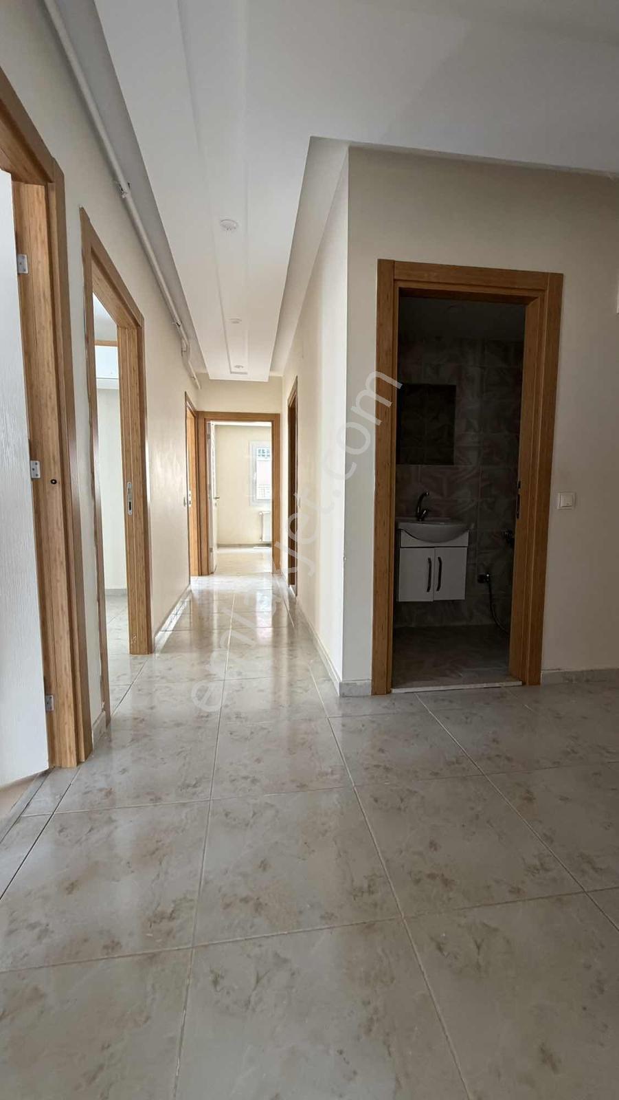 Atc'dan Belediye Yanında 3+1 Kiralık Daire - Görsel 6