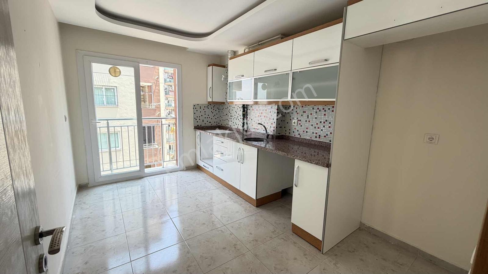 Atc'dan Belediye Yanında 3+1 Kiralık Daire - Görsel 24