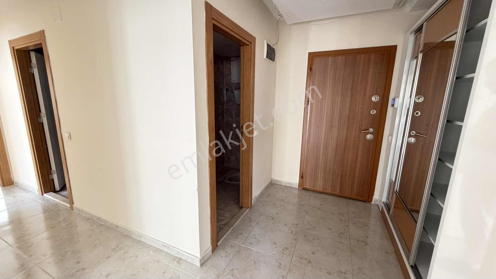 Atc'dan Belediye Yanında 3+1 Kiralık Daire - Görsel 8