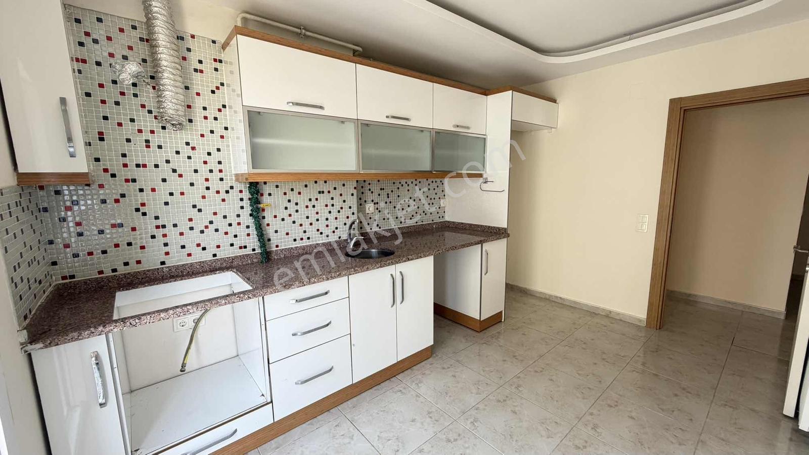 Atc'dan Belediye Yanında 3+1 Kiralık Daire - Görsel 23