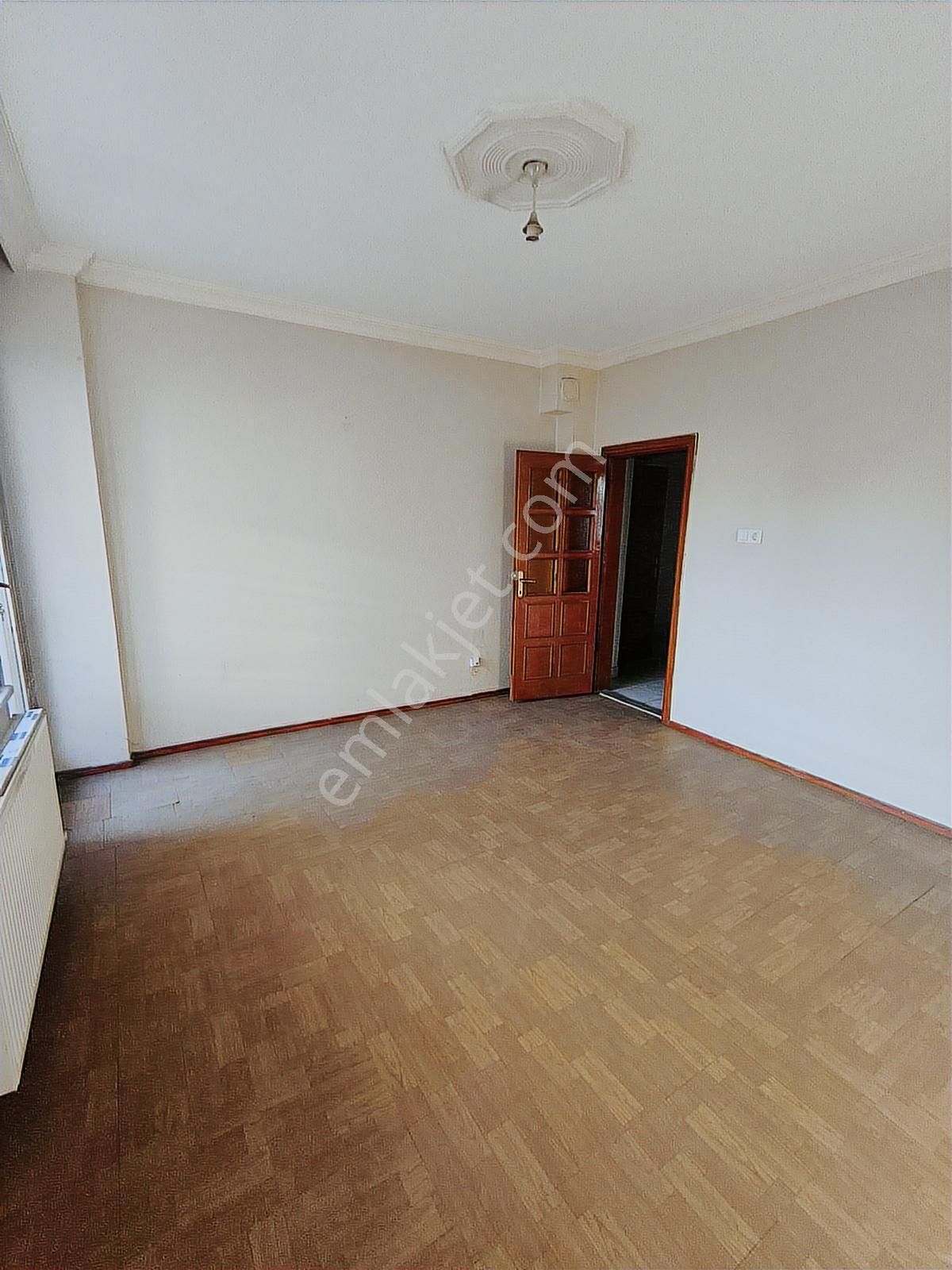 Koru Emlaktan Fırsat 2+1 Arakat 29m2 Arsa Paylı Daire Satılıktır - Görsel 14