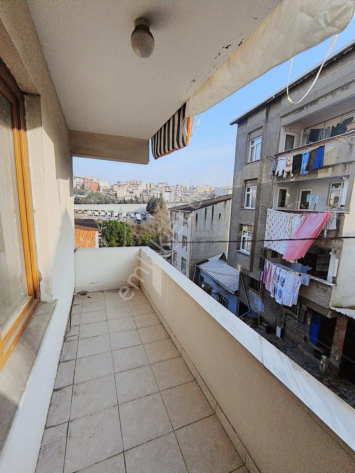 Koru Emlaktan Fırsat 2+1 Arakat 29m2 Arsa Paylı Daire Satılıktır - Görsel 15